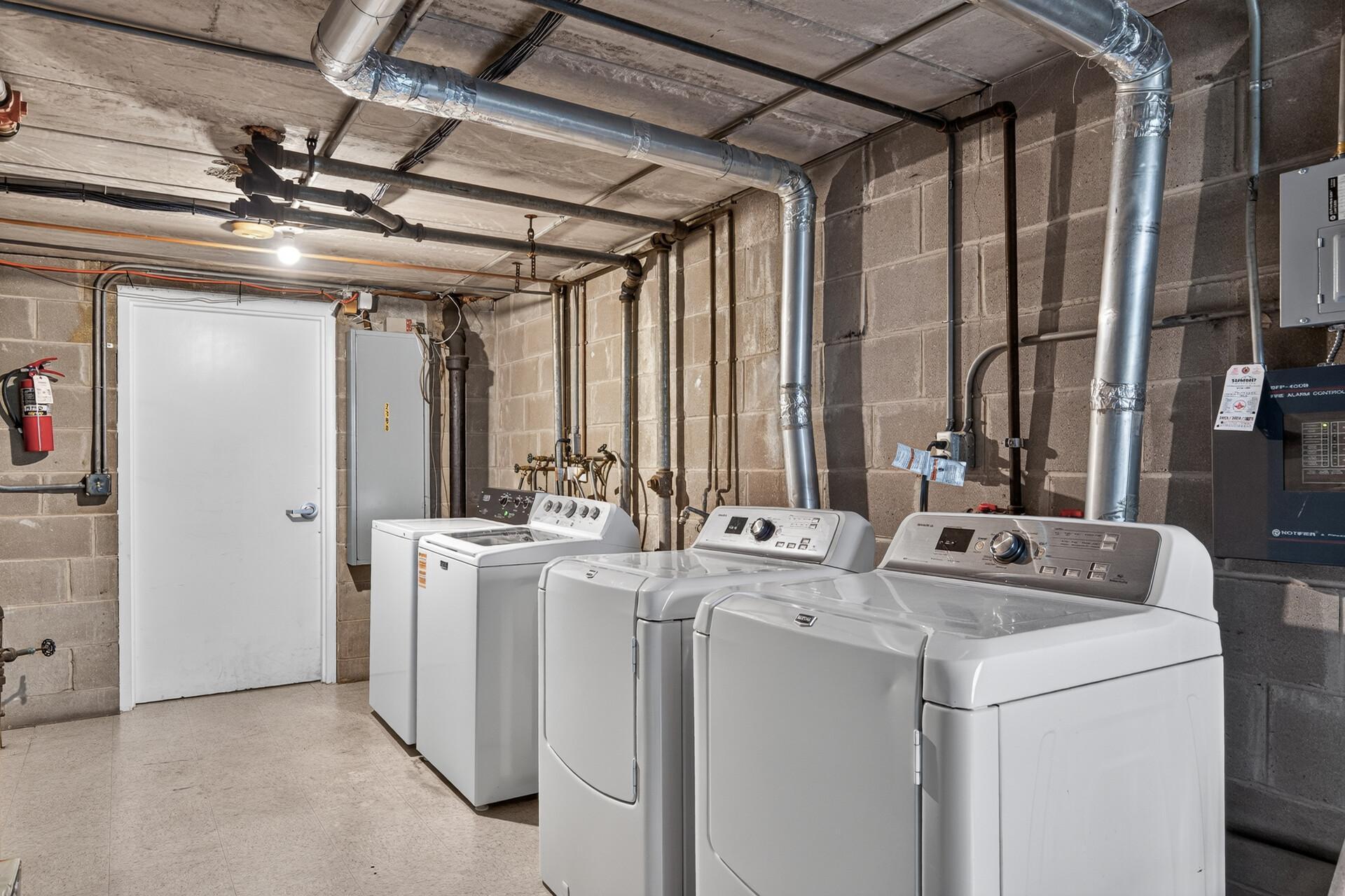 View of Residential at 3844 Nicollet Avenue #305, Minneapolis MN 55409, Minneapolis (23 of 30) - Mike Wilen | Minnesota Team Real Estate