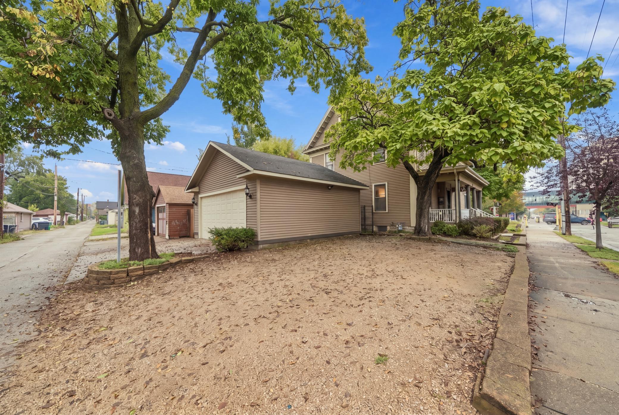 View of Residential Income at 2752 Chicago Avenue, Minneapolis MN 55407, Minneapolis (49 of 50) - Mike Wilen | Minnesota Team Real Estate