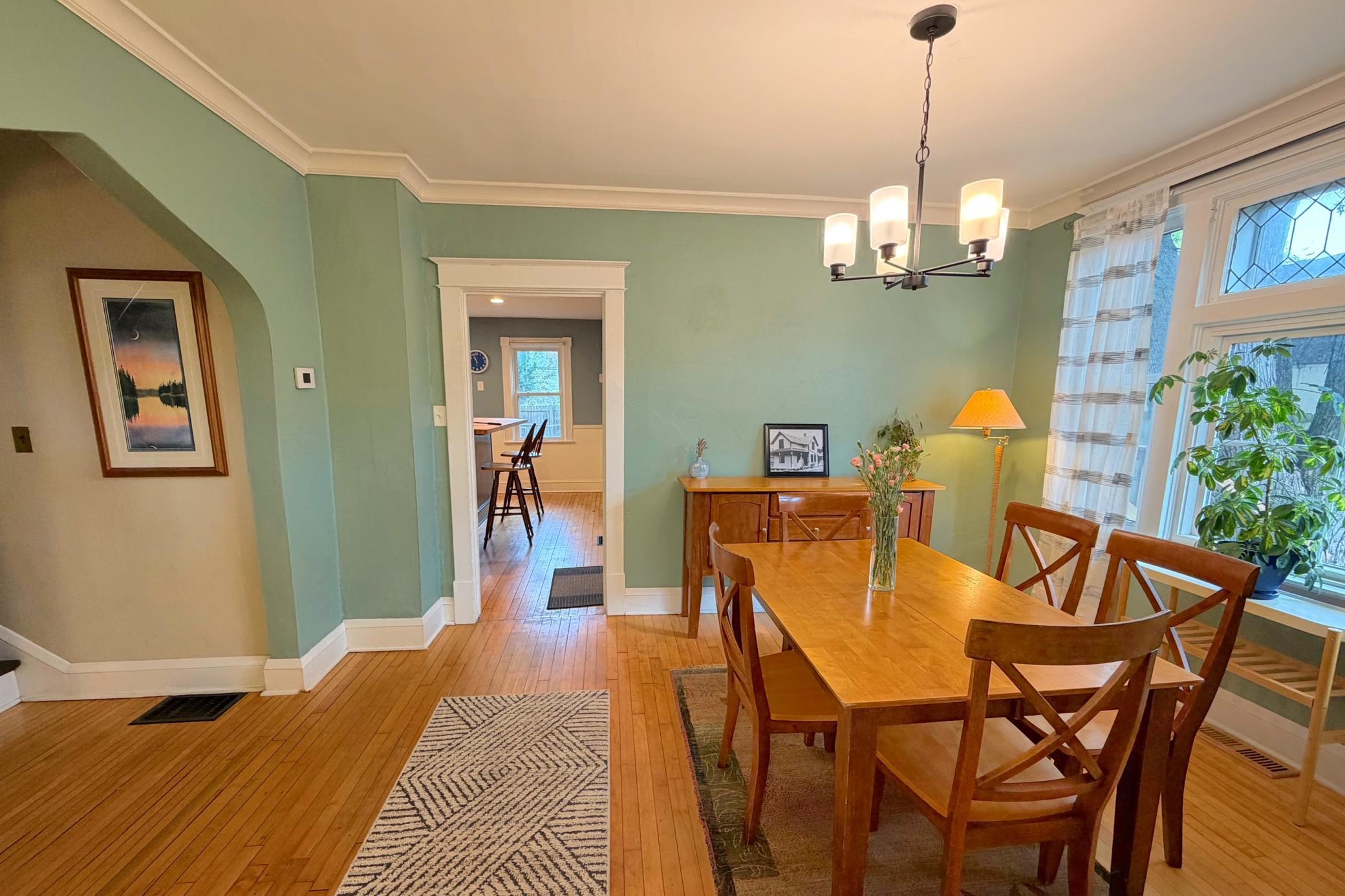 View of Residential at 539 Saint Clair Avenue, Saint Paul MN 55102, Saint Paul (14 of 34) - Mike Wilen | Minnesota Team Real Estate