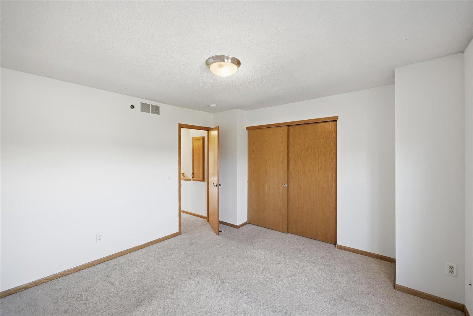 View of Residential at 903 8th Avenue, Minneapolis MN 55411, Minneapolis (33 of 50) - Mike Wilen | Minnesota Team Real Estate