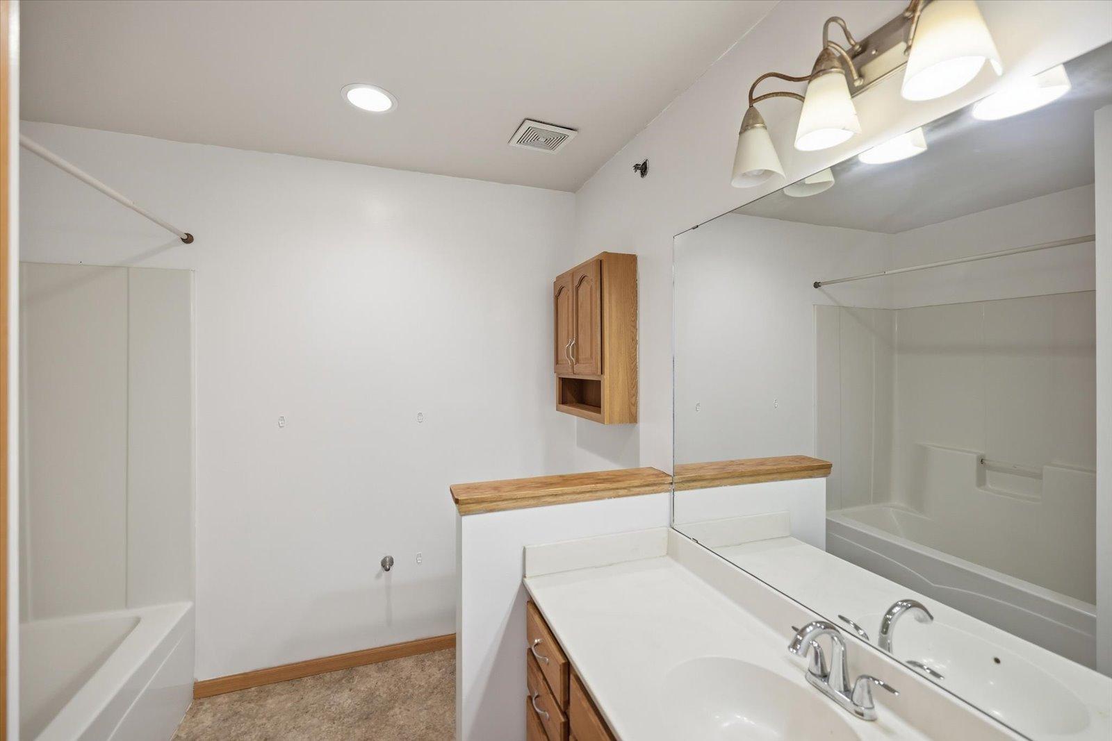 View of Residential at 903 8th Avenue, Minneapolis MN 55411, Minneapolis (25 of 50) - Mike Wilen | Minnesota Team Real Estate