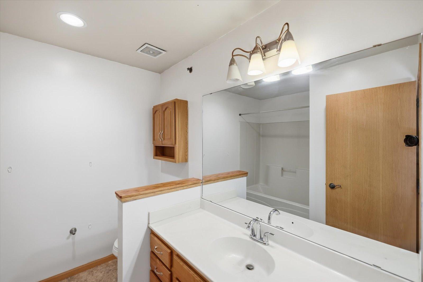 View of Residential at 903 8th Avenue, Minneapolis MN 55411, Minneapolis (23 of 50) - Mike Wilen | Minnesota Team Real Estate