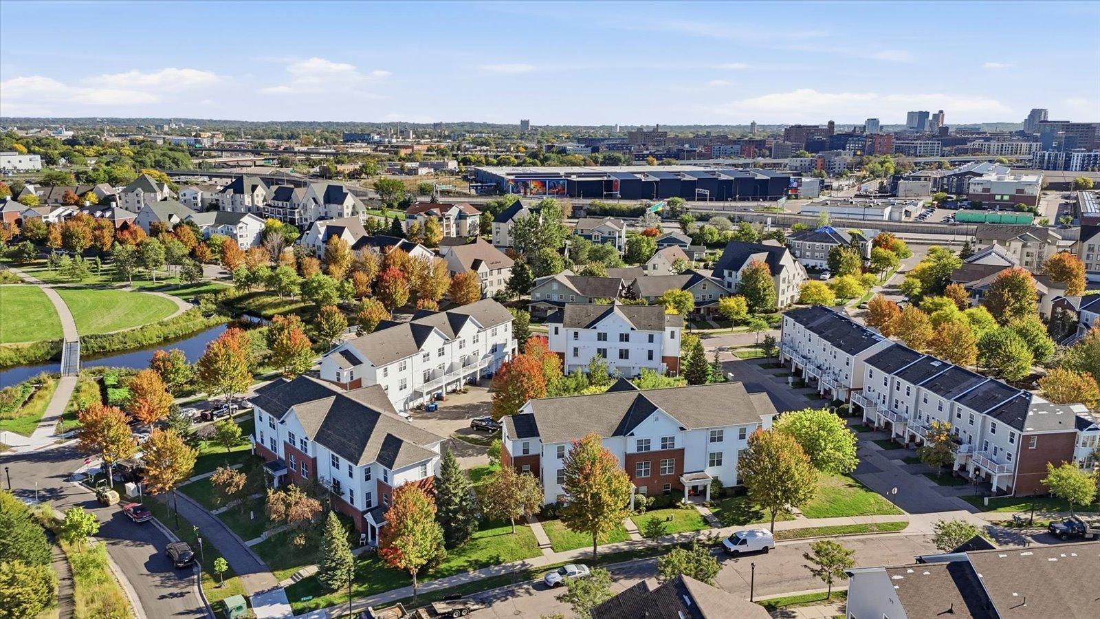 View of Residential at 903 8th Avenue, Minneapolis MN 55411, Minneapolis (9 of 50) - Mike Wilen | Minnesota Team Real Estate