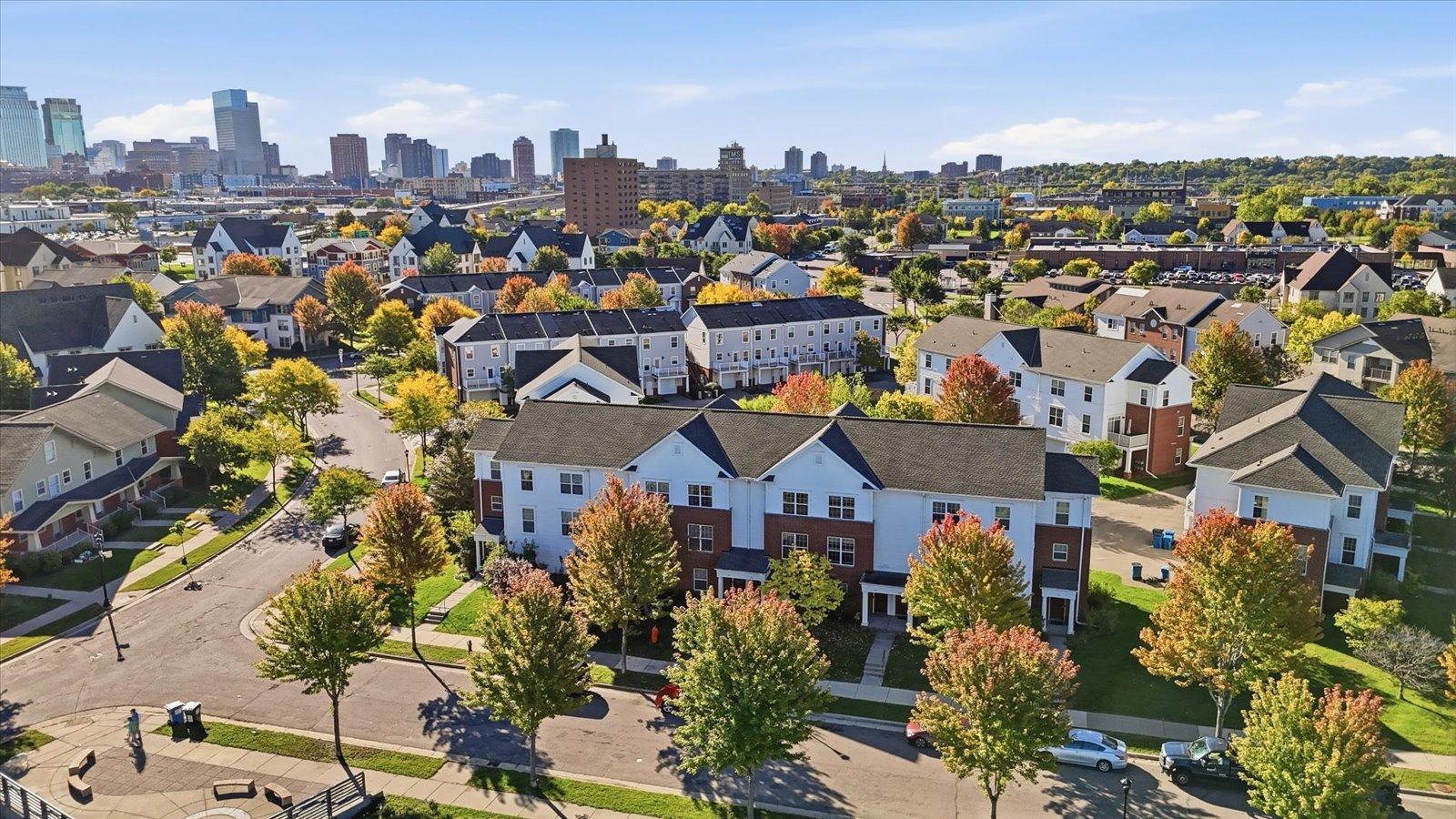View of Residential at 903 8th Avenue, Minneapolis MN 55411, Minneapolis (4 of 50) - Mike Wilen | Minnesota Team Real Estate