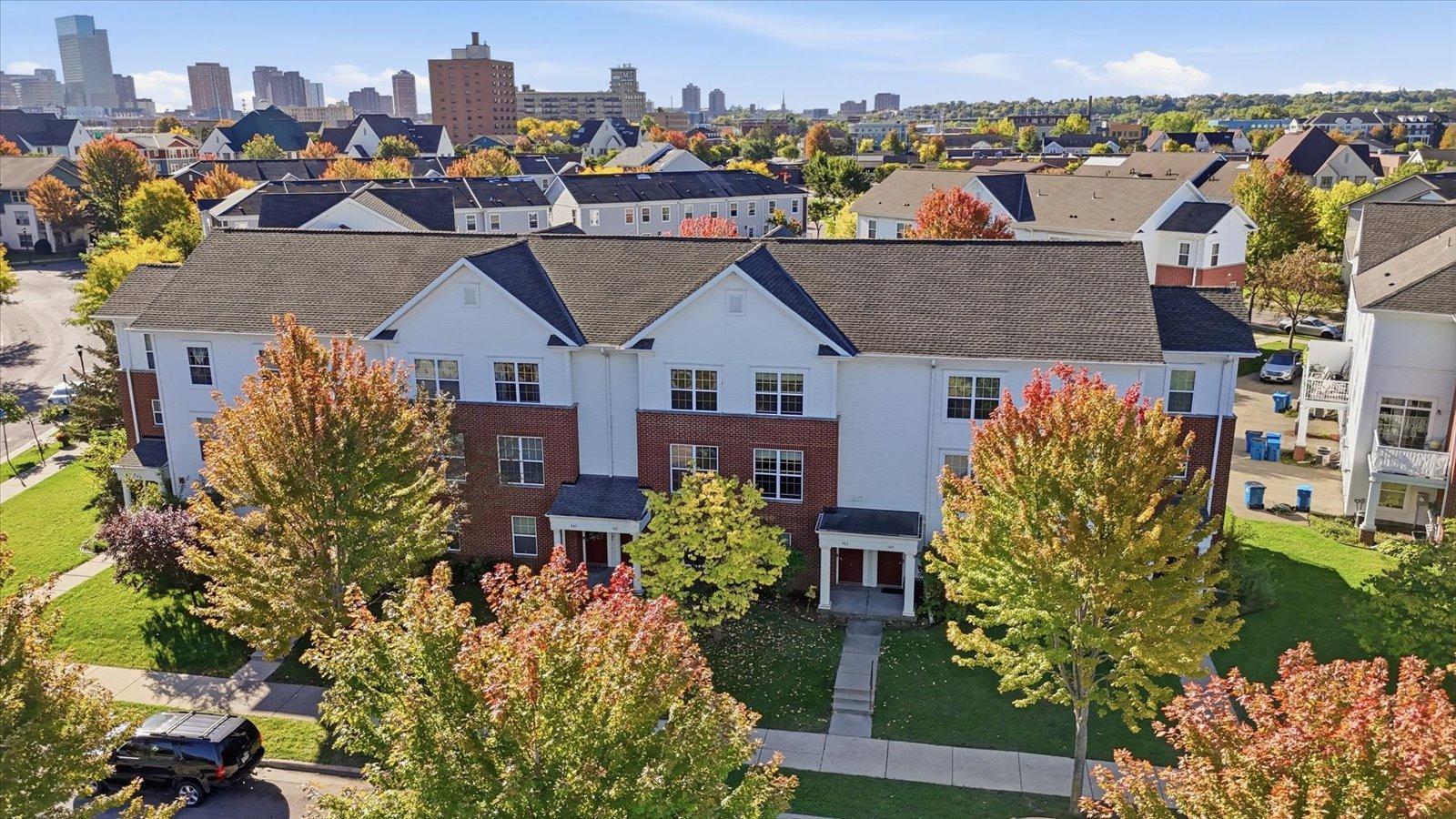 View of (TH) Side x Side at 903 8th Avenue, Minneapolis - Mike Wilen | Minnesota Team Real Estate