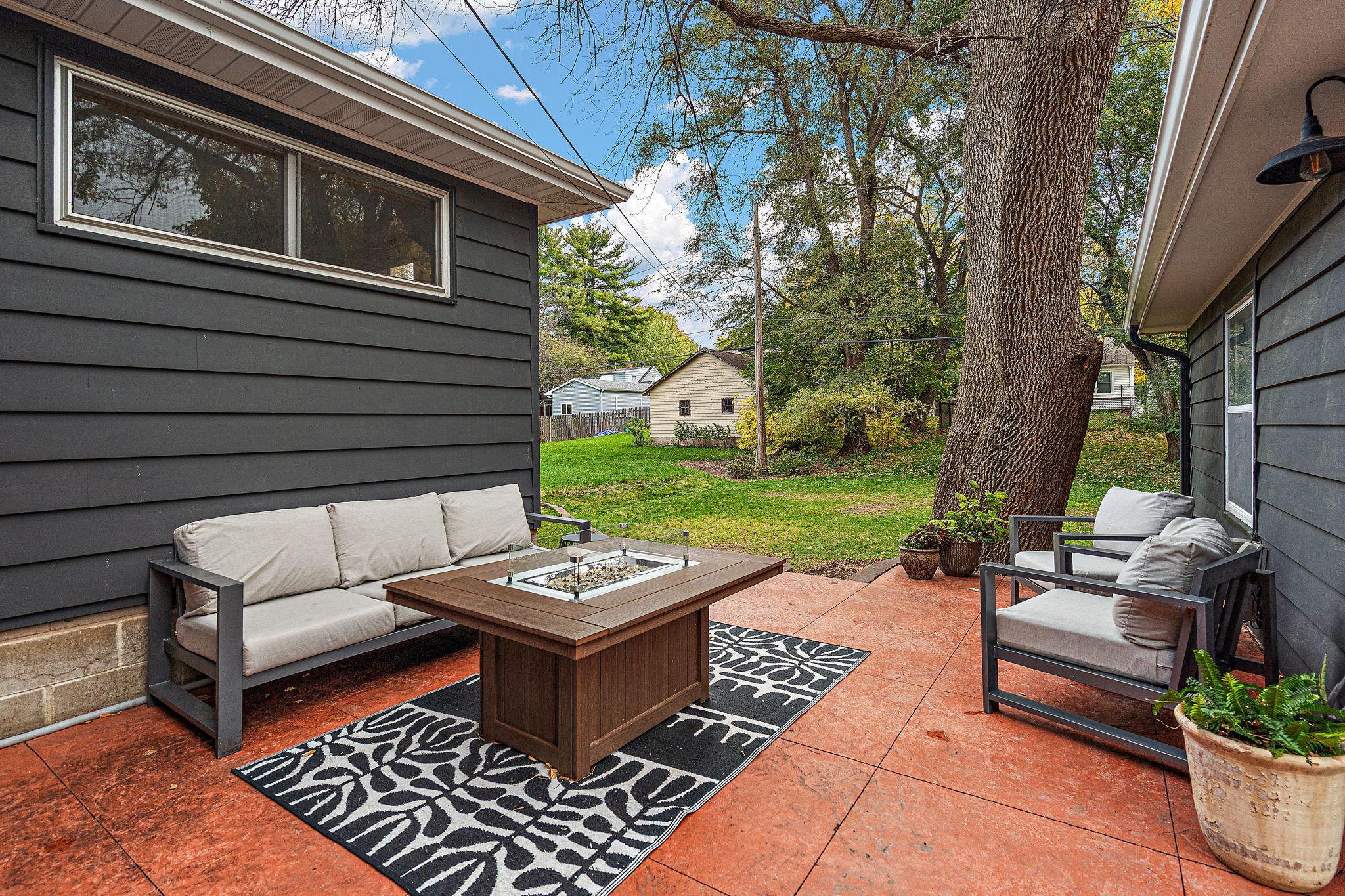 View of Residential at 411 Jefferson Avenue, Edina MN 55343, Edina (5 of 14) - Mike Wilen | Minnesota Team Real Estate