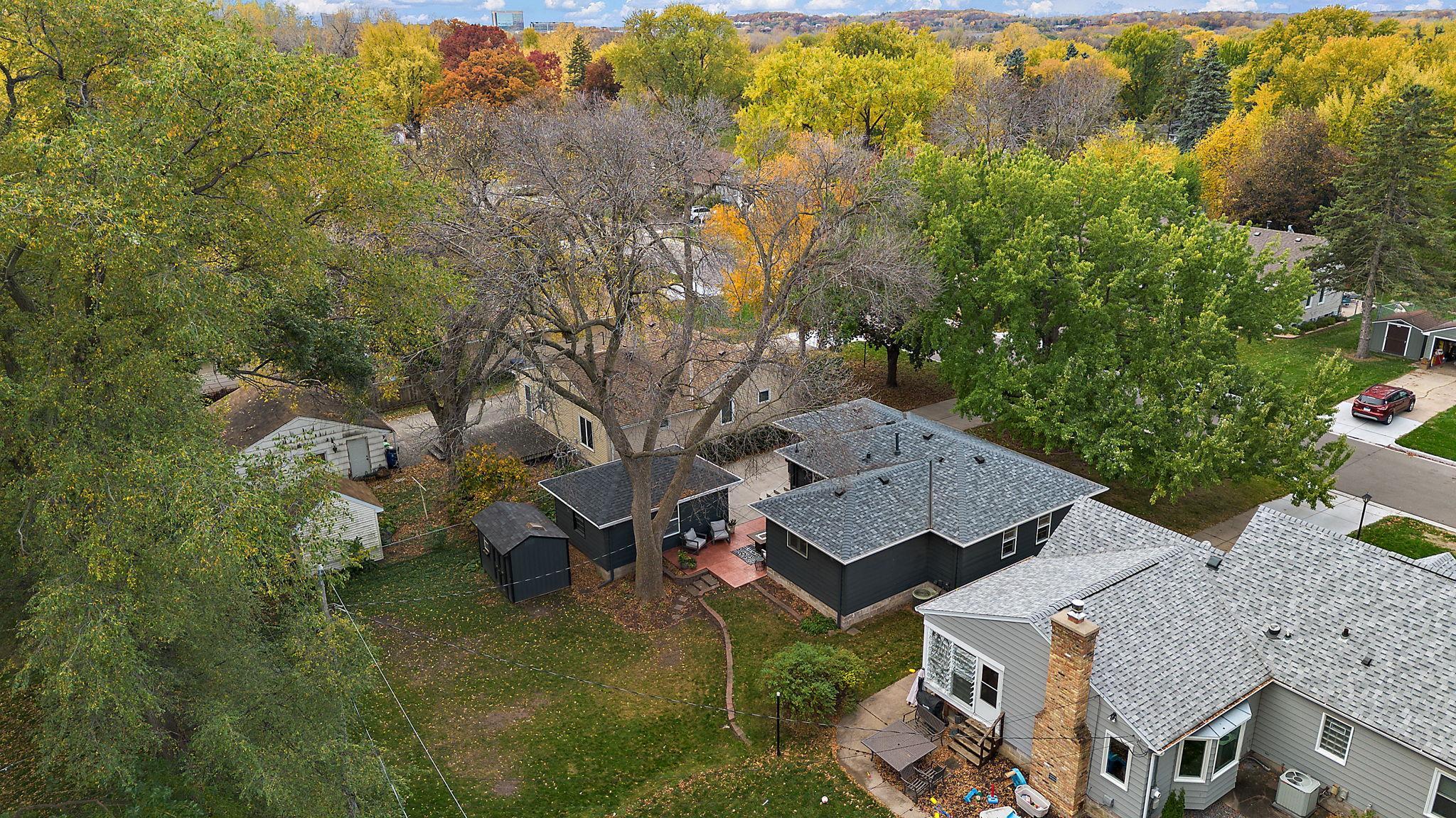 View of Residential at 411 Jefferson Avenue, Edina MN 55343, Edina (10 of 14) - Mike Wilen | Minnesota Team Real Estate