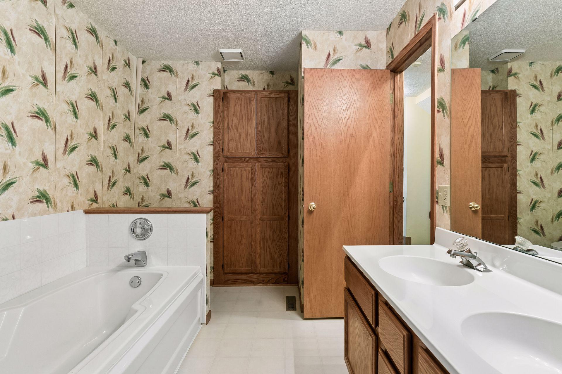 View of Residential at 7886 72nd Street, Cottage Grove MN 55016, Cottage Grove (21 of 32) - Mike Wilen | Minnesota Team Real Estate