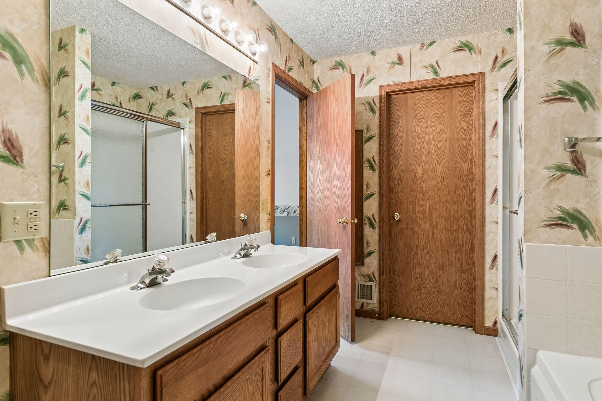 View of Residential at 7886 72nd Street, Cottage Grove MN 55016, Cottage Grove (20 of 32) - Mike Wilen | Minnesota Team Real Estate