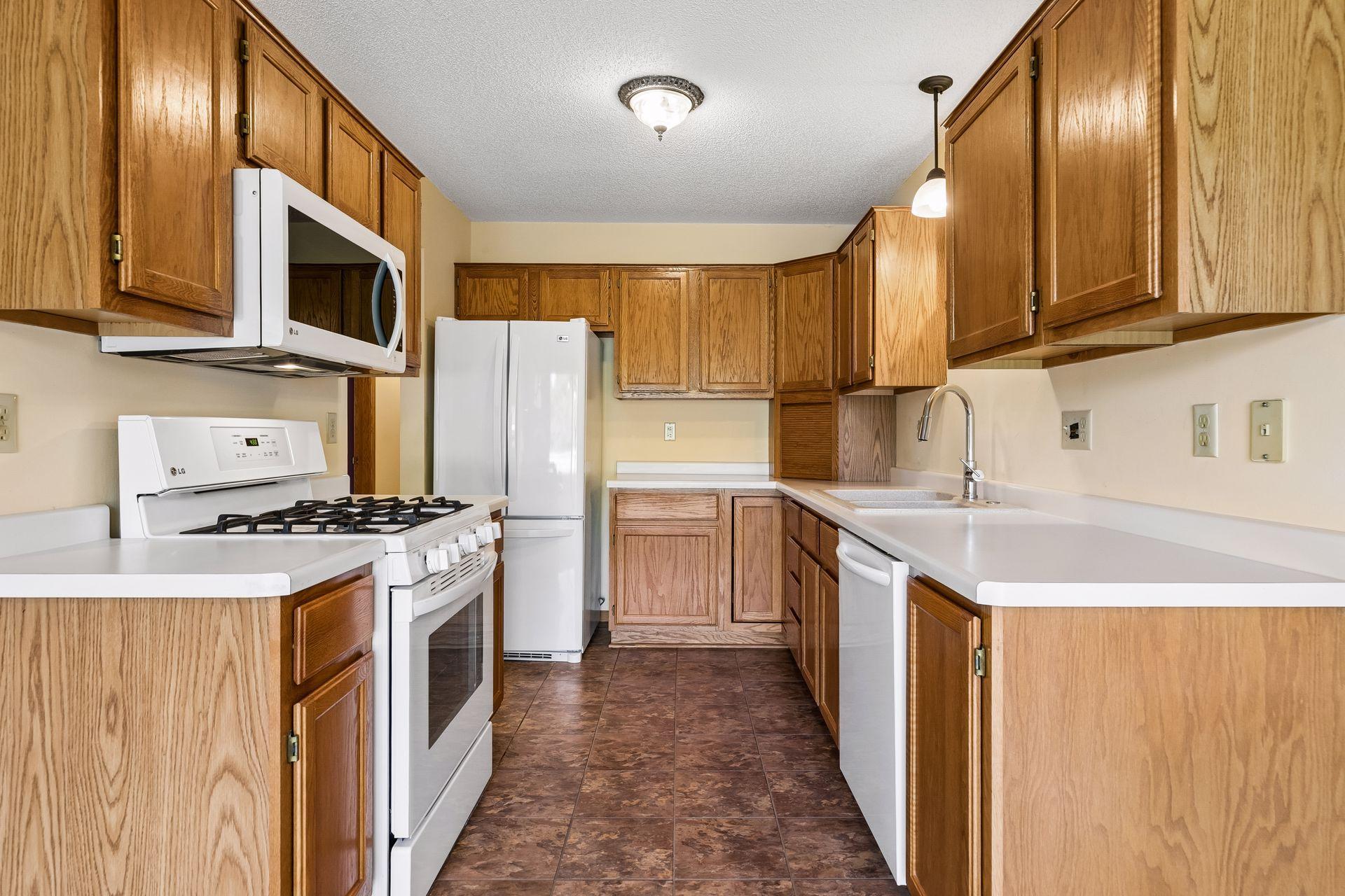 View of Residential at 7886 72nd Street, Cottage Grove MN 55016, Cottage Grove (9 of 32) - Mike Wilen | Minnesota Team Real Estate