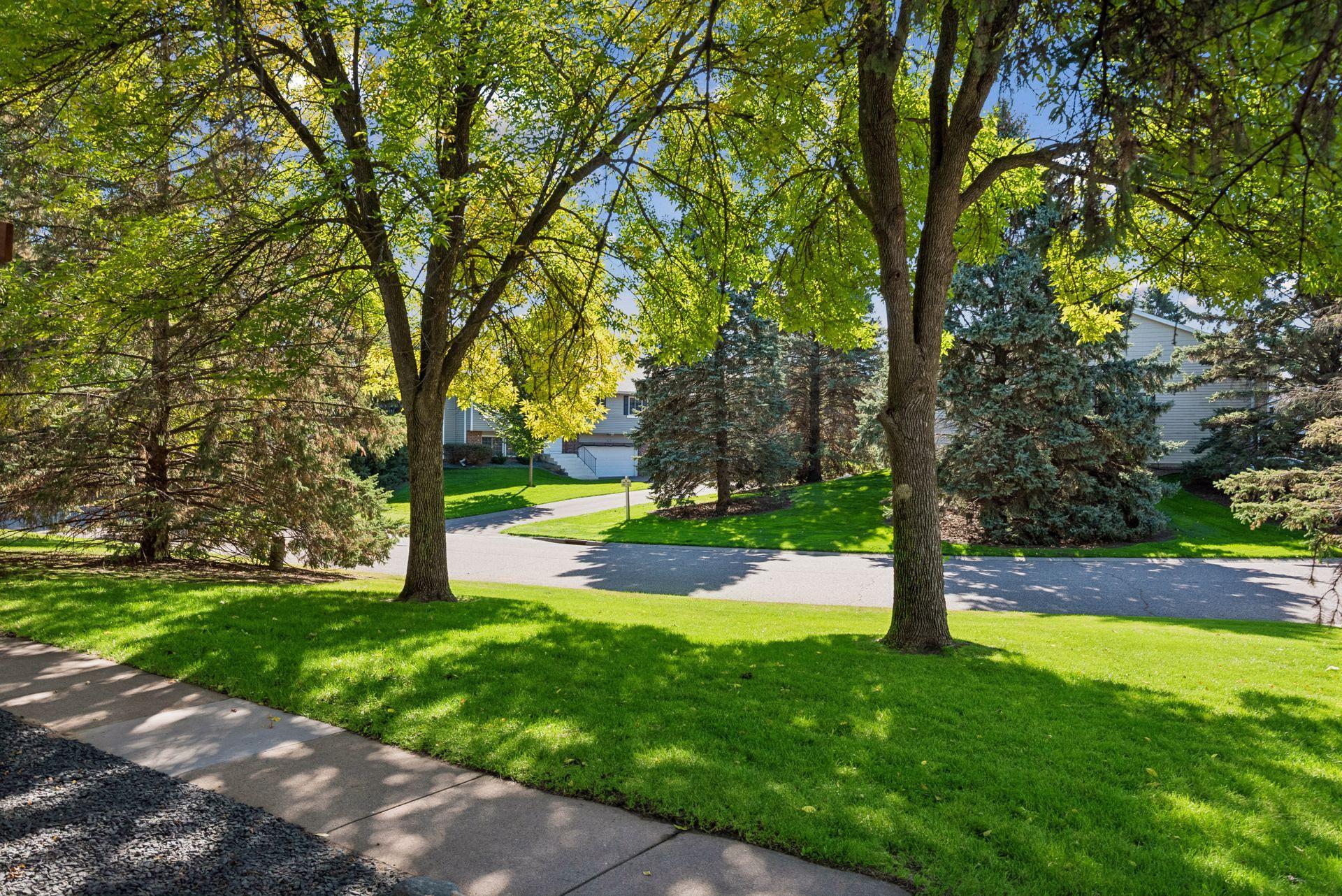 View of Residential at 7638 13th Street, Oakdale MN 55128, Oakdale (23 of 31) - Mike Wilen | Minnesota Team Real Estate