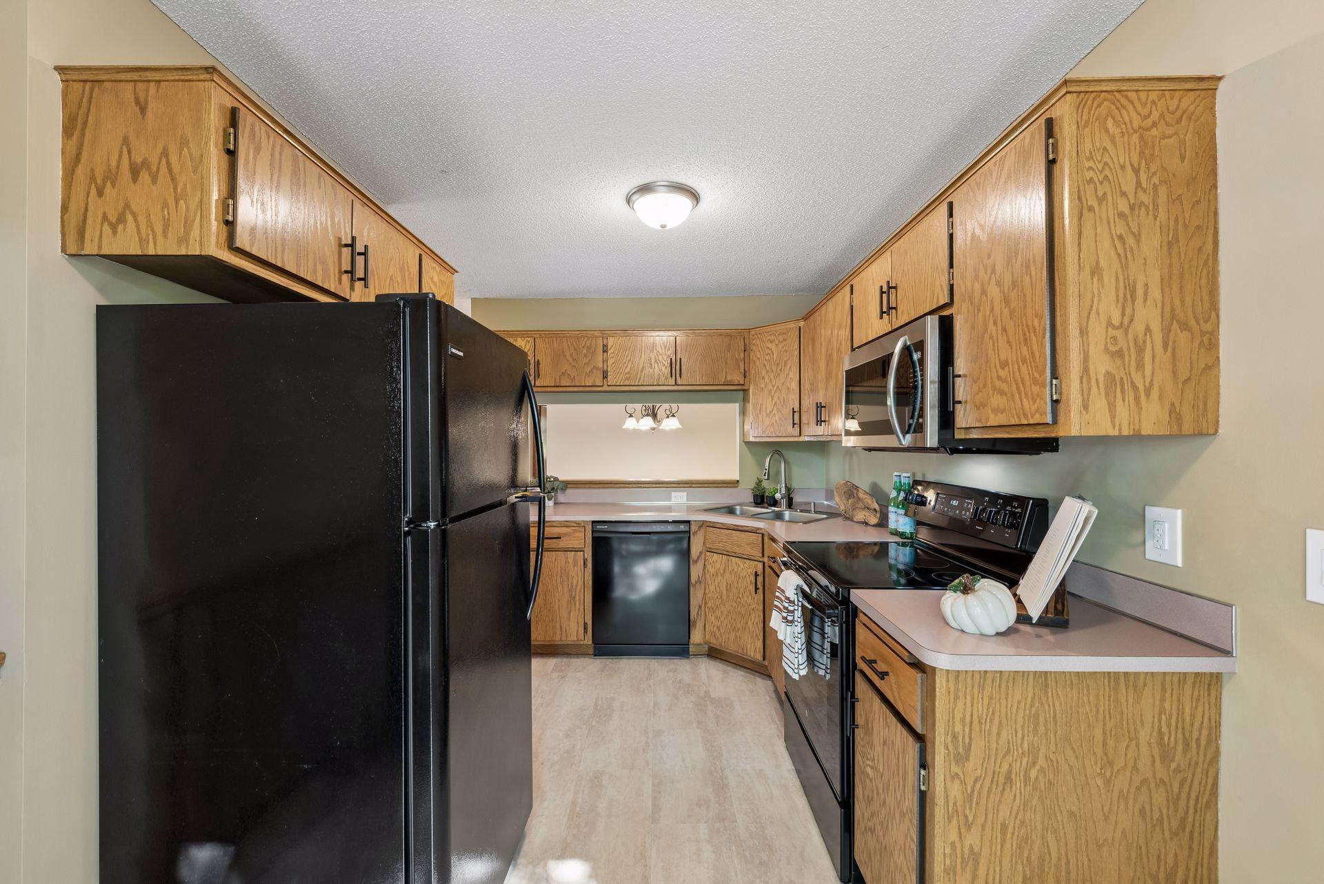 View of Residential at 7638 13th Street, Oakdale MN 55128, Oakdale (12 of 31) - Mike Wilen | Minnesota Team Real Estate