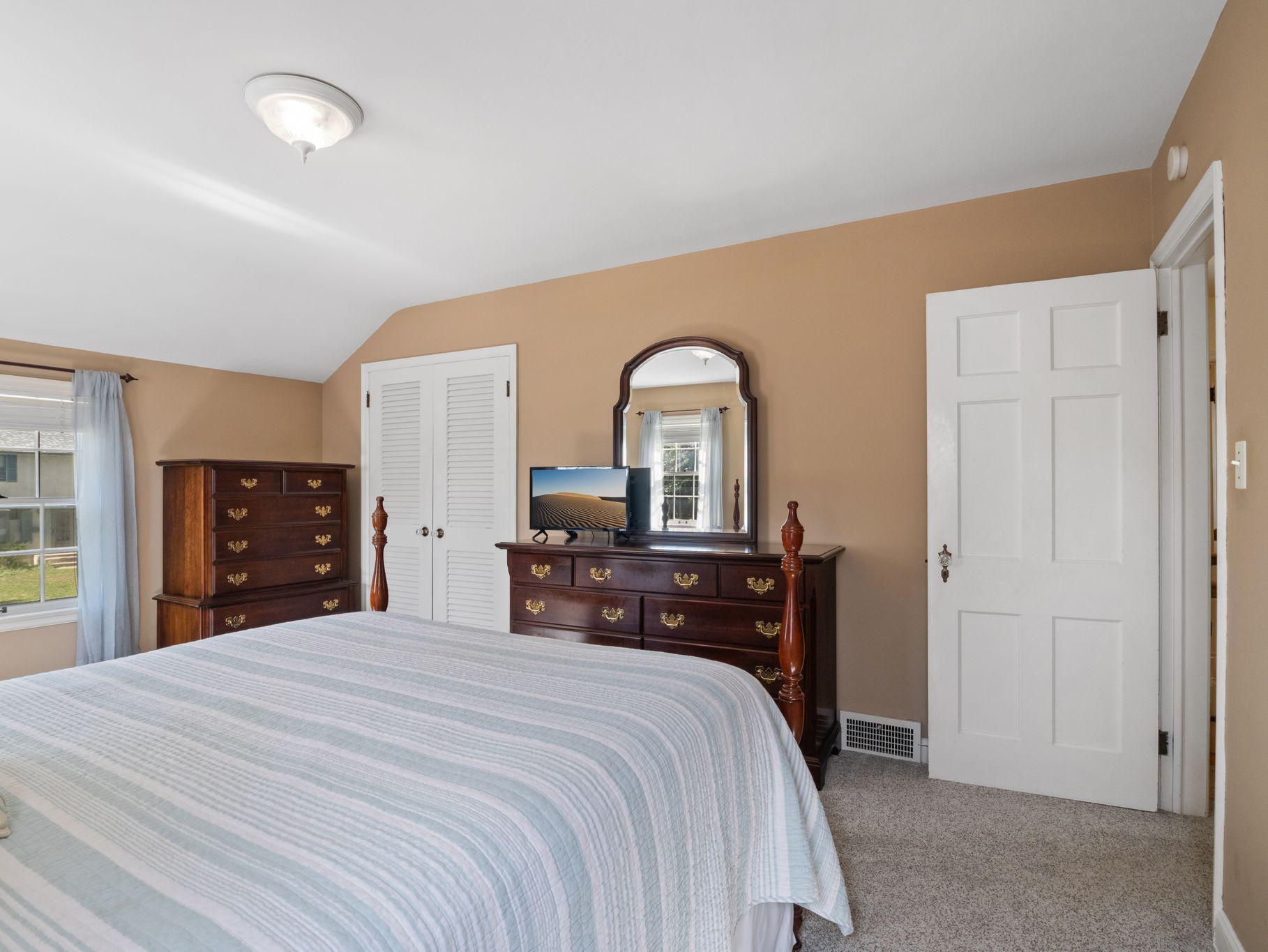 View of Residential at 1776 Asbury Street, Falcon Heights MN 55113, Falcon Heights (14 of 40) - Mike Wilen | Minnesota Team Real Estate