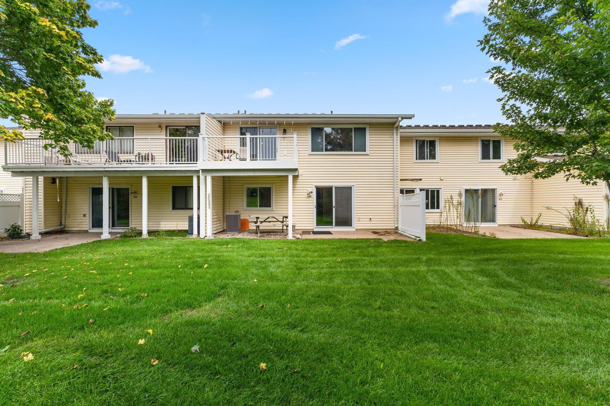 View of Residential at 404 Pleasure Creek Drive, Blaine MN 55434, Blaine (32 of 35) - Mike Wilen | Minnesota Team Real Estate
