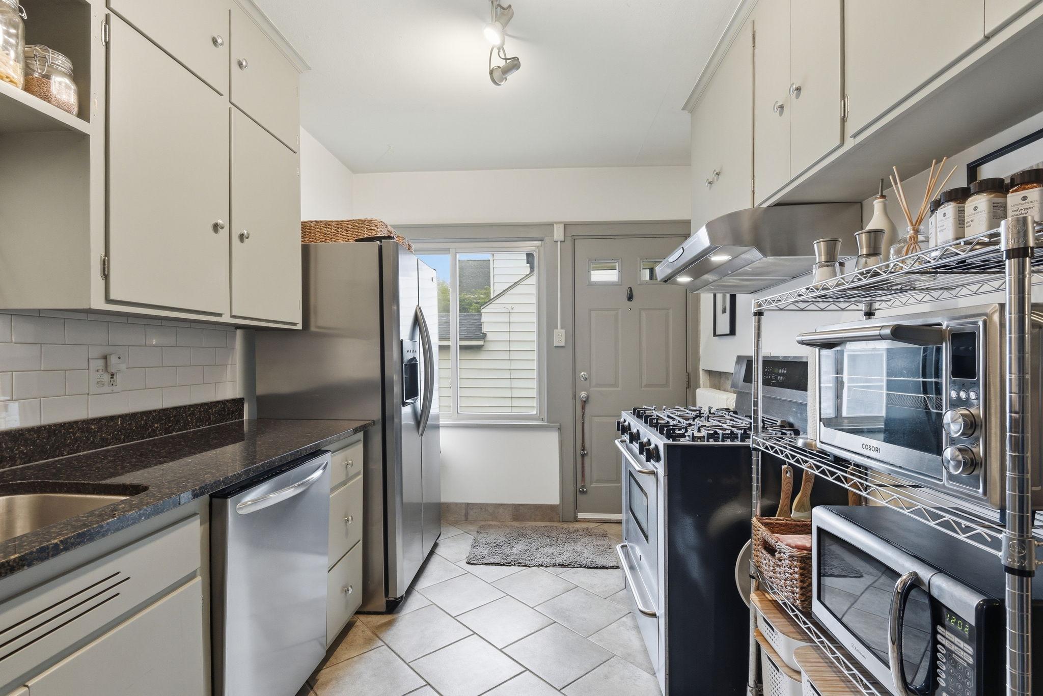 View of Residential Income at 5037/5039 Abbott Avenue, Minneapolis MN 55410, Minneapolis (11 of 60) - Mike Wilen | Minnesota Team Real Estate