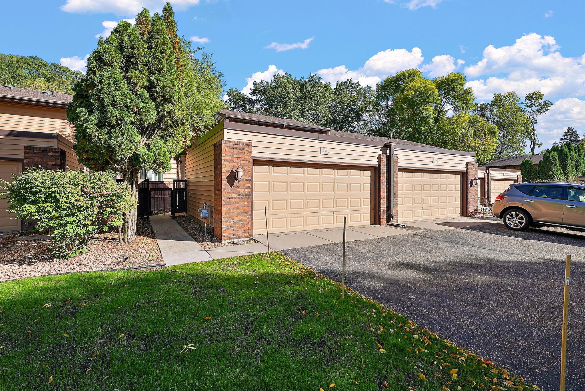 View of (TH) Side x Side at 4731 Spring Circle, Minnetonka - Mike Wilen | Minnesota Team Real Estate