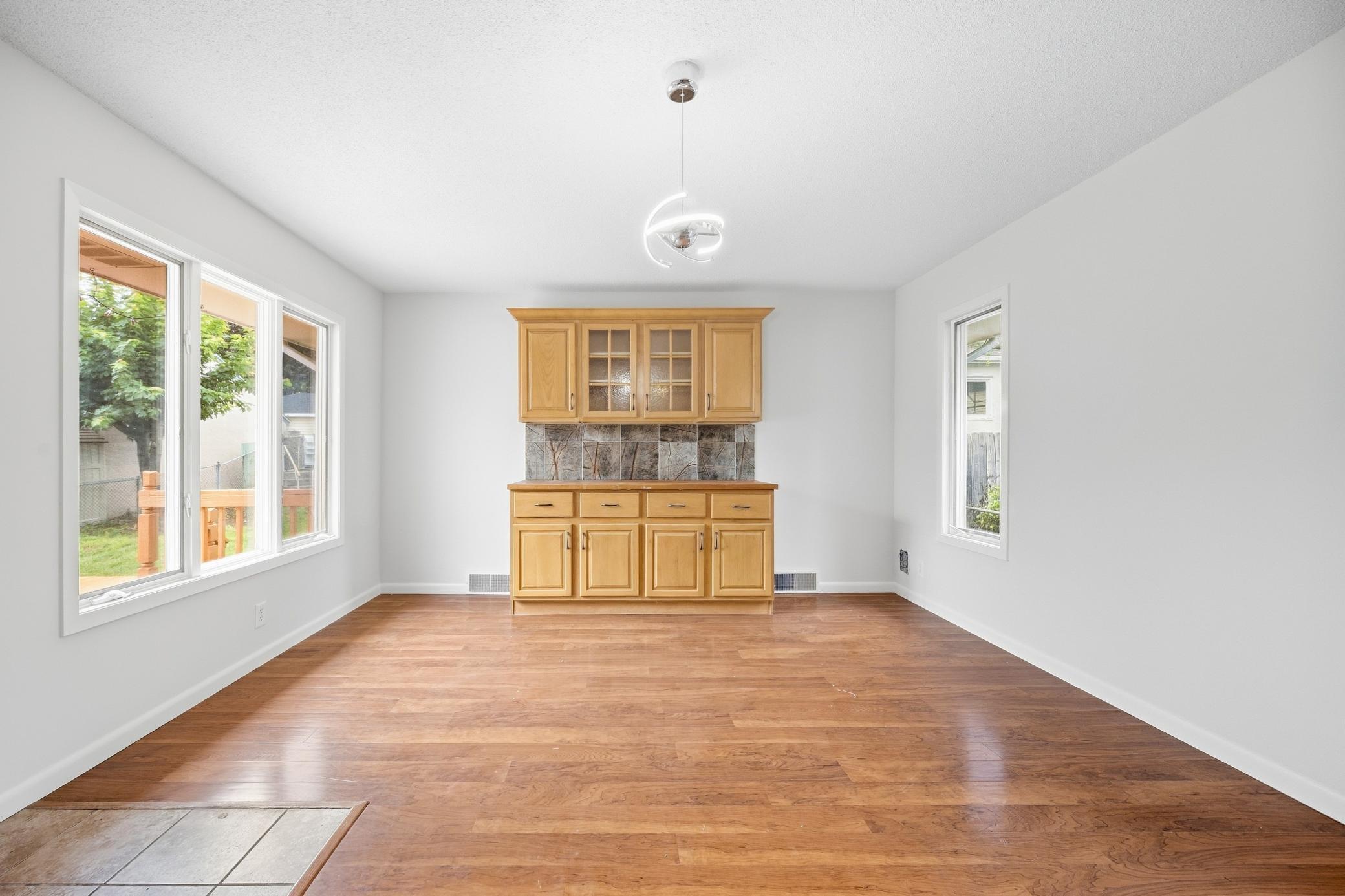 View of Residential at 1567 Atlantic Street, Saint Paul MN 55106, Saint Paul (11 of 25) - Mike Wilen | Minnesota Team Real Estate