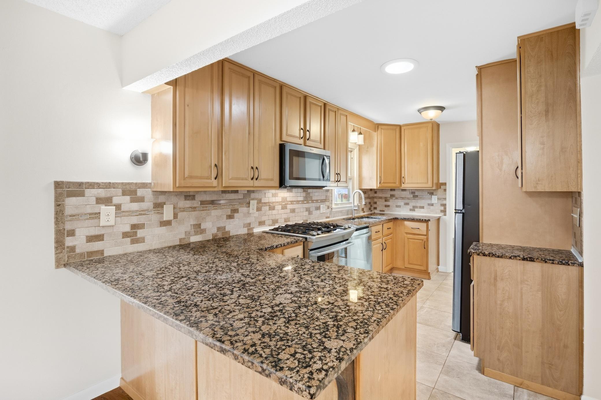View of Residential at 1567 Atlantic Street, Saint Paul MN 55106, Saint Paul (10 of 25) - Mike Wilen | Minnesota Team Real Estate
