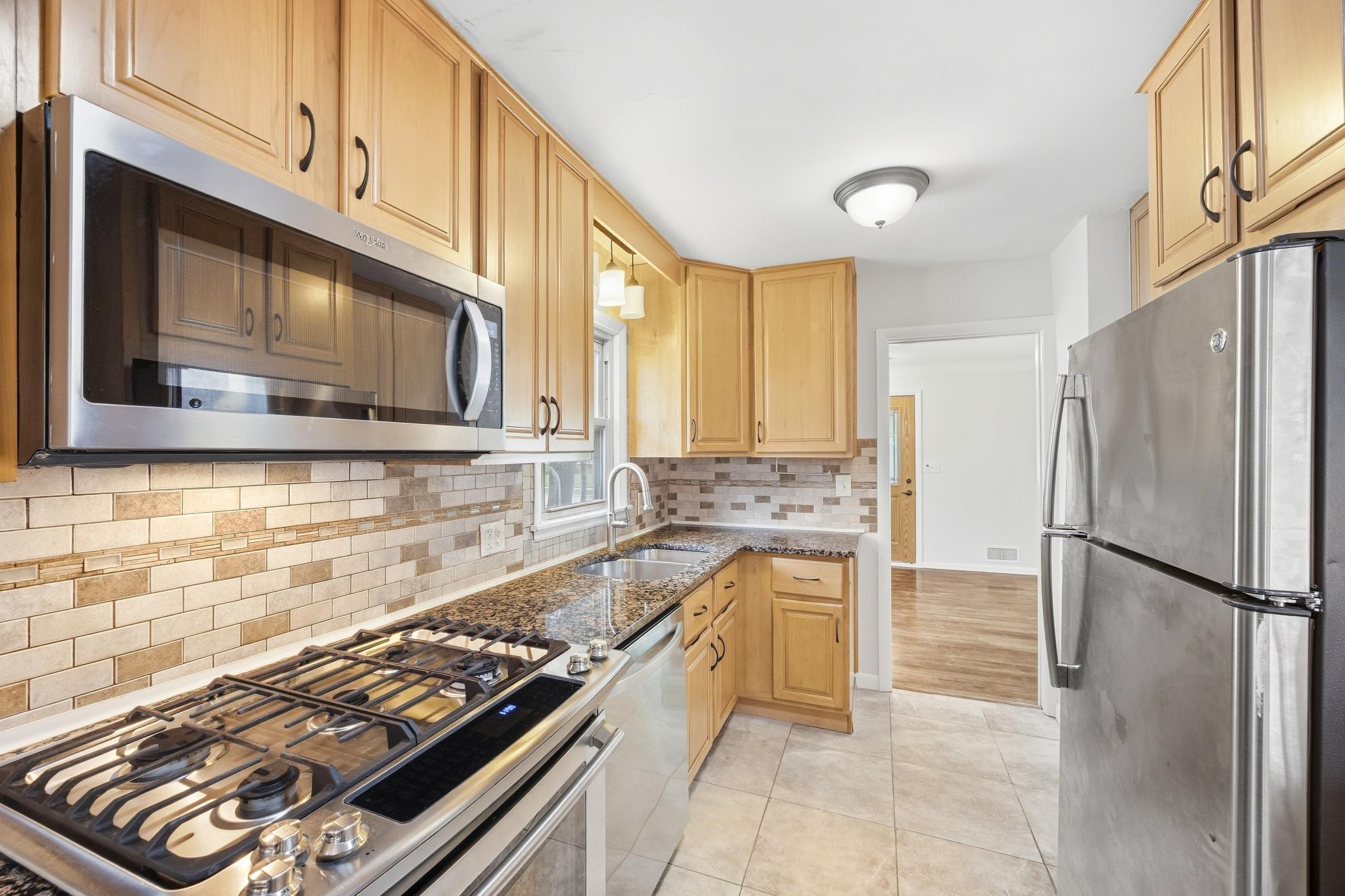 View of Residential at 1567 Atlantic Street, Saint Paul MN 55106, Saint Paul (8 of 25) - Mike Wilen | Minnesota Team Real Estate