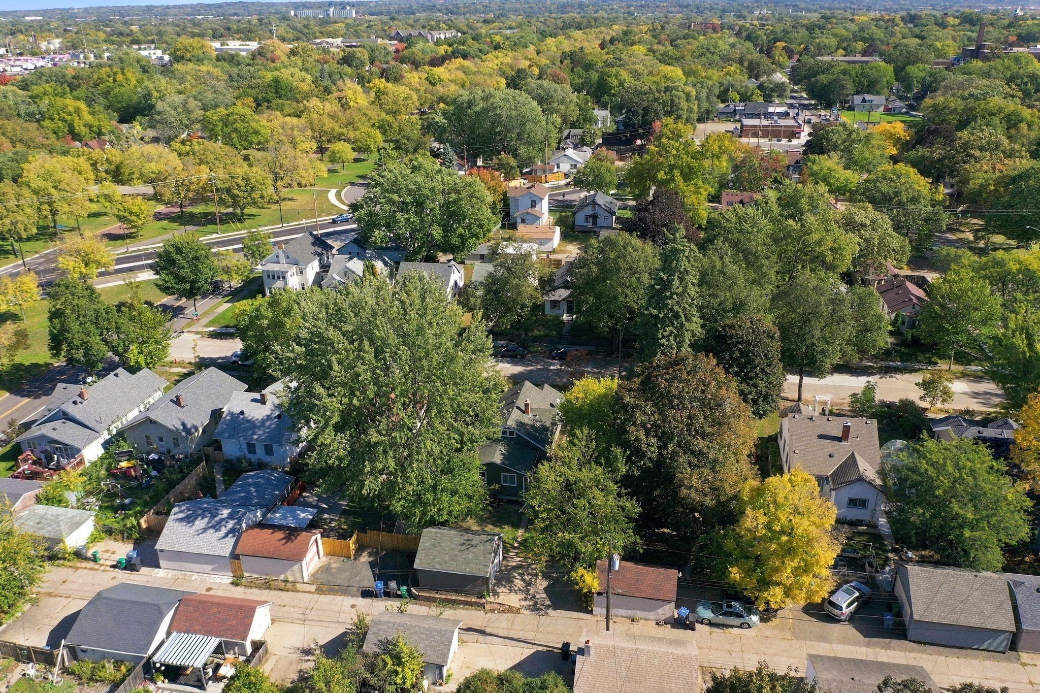 View of Residential at 4417 Russell Avenue, Minneapolis MN 55412, Minneapolis (40 of 42) - Mike Wilen | Minnesota Team Real Estate