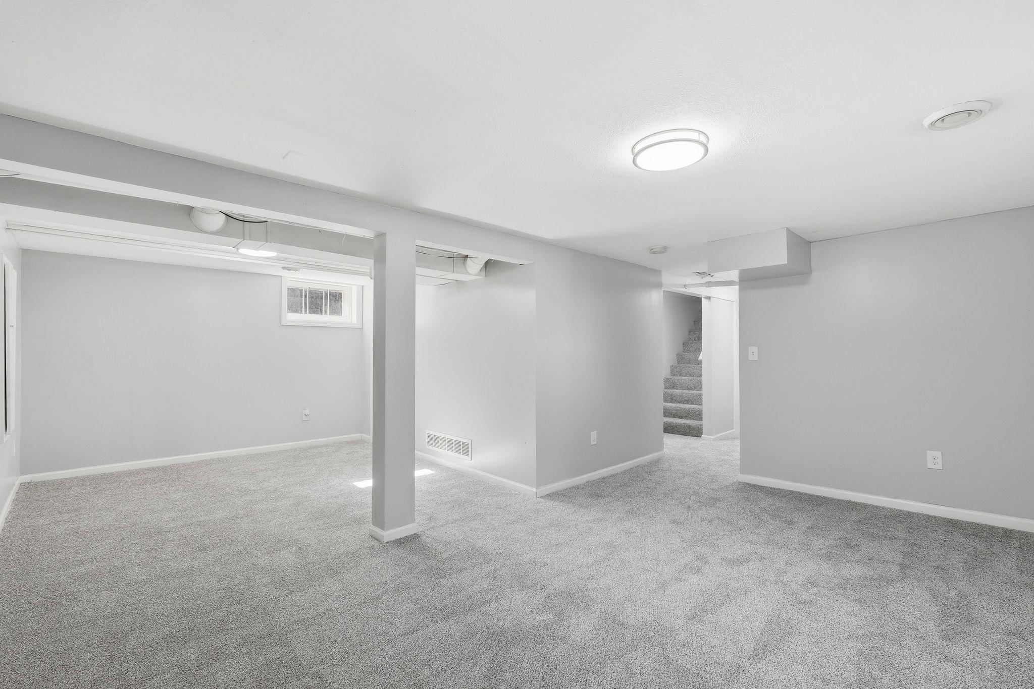 View of Residential at 4417 Russell Avenue, Minneapolis MN 55412, Minneapolis (29 of 42) - Mike Wilen | Minnesota Team Real Estate