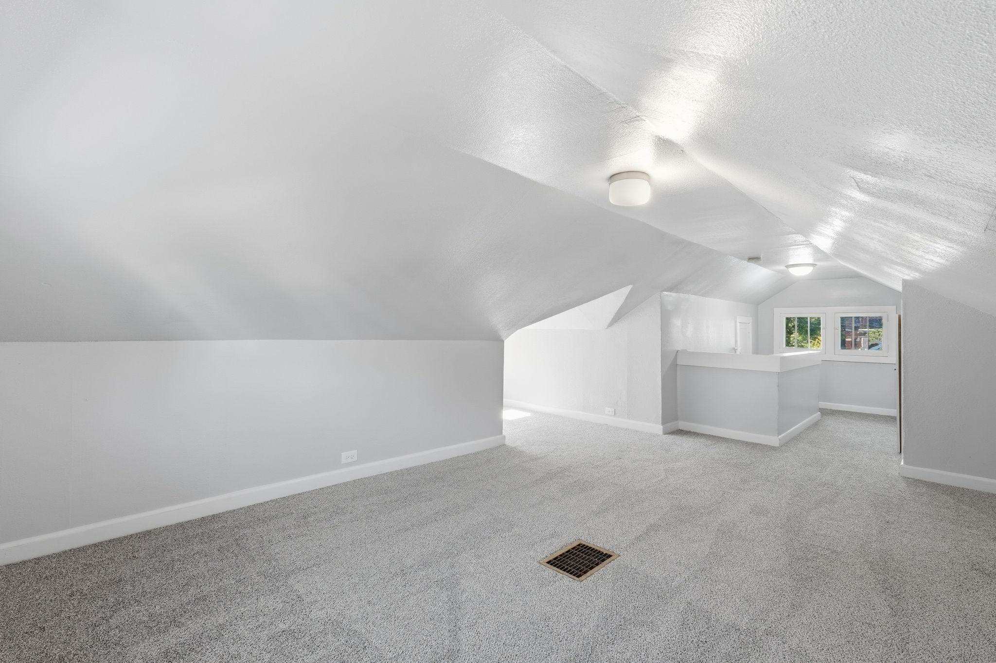 View of Residential at 4417 Russell Avenue, Minneapolis MN 55412, Minneapolis (26 of 42) - Mike Wilen | Minnesota Team Real Estate