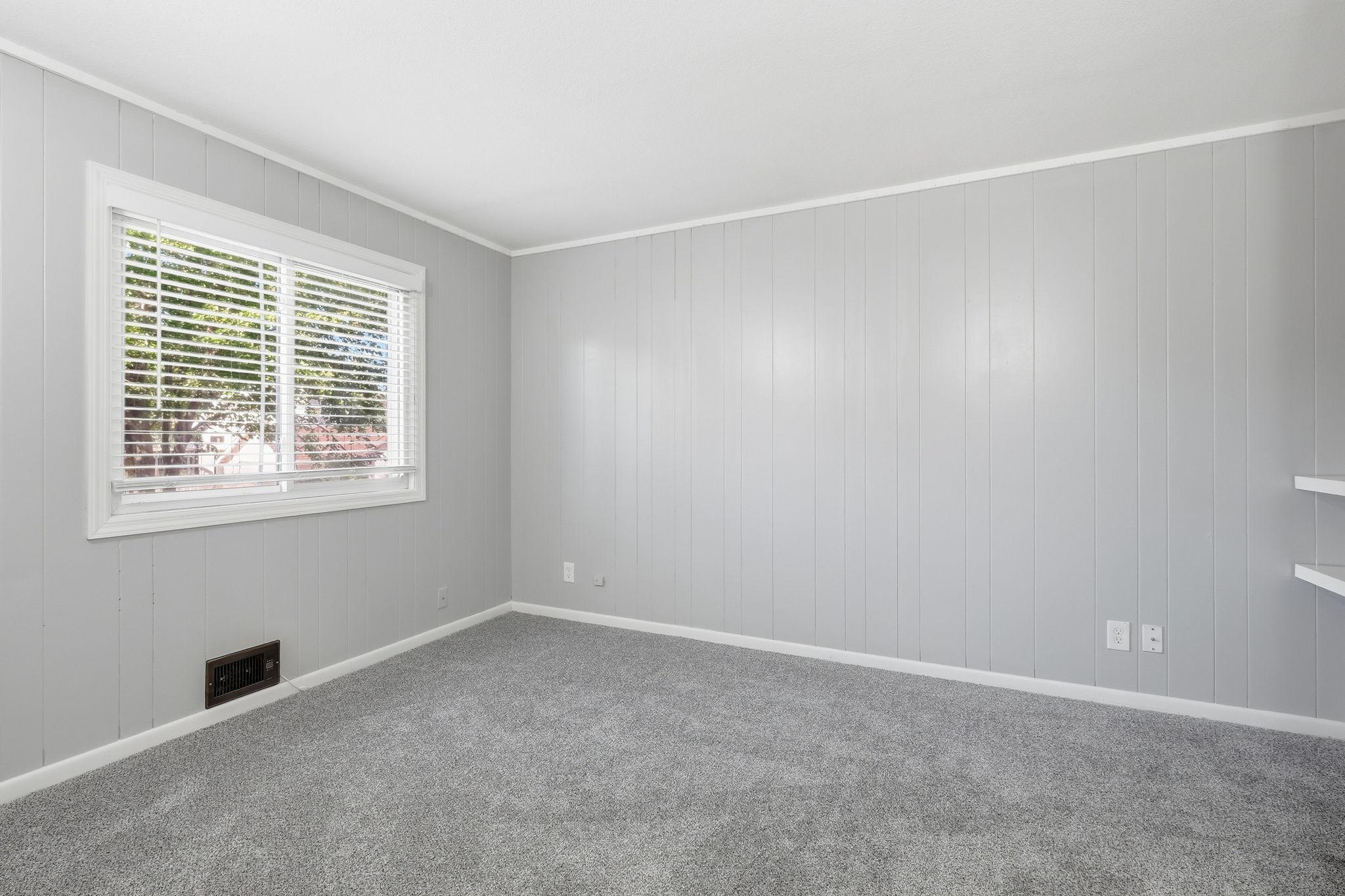 View of Residential at 4417 Russell Avenue, Minneapolis MN 55412, Minneapolis (20 of 42) - Mike Wilen | Minnesota Team Real Estate