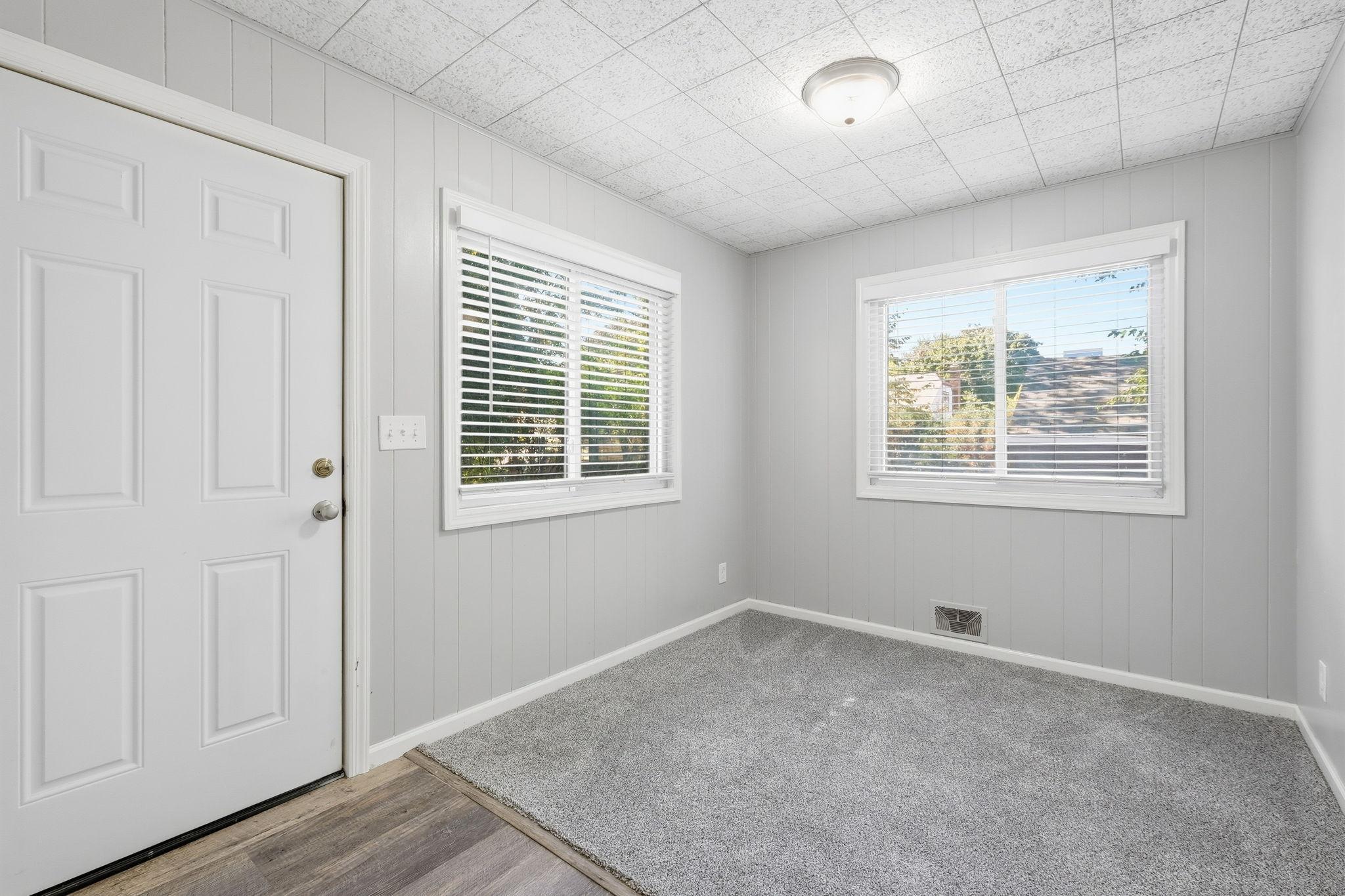 View of Residential at 4417 Russell Avenue, Minneapolis MN 55412, Minneapolis (19 of 42) - Mike Wilen | Minnesota Team Real Estate