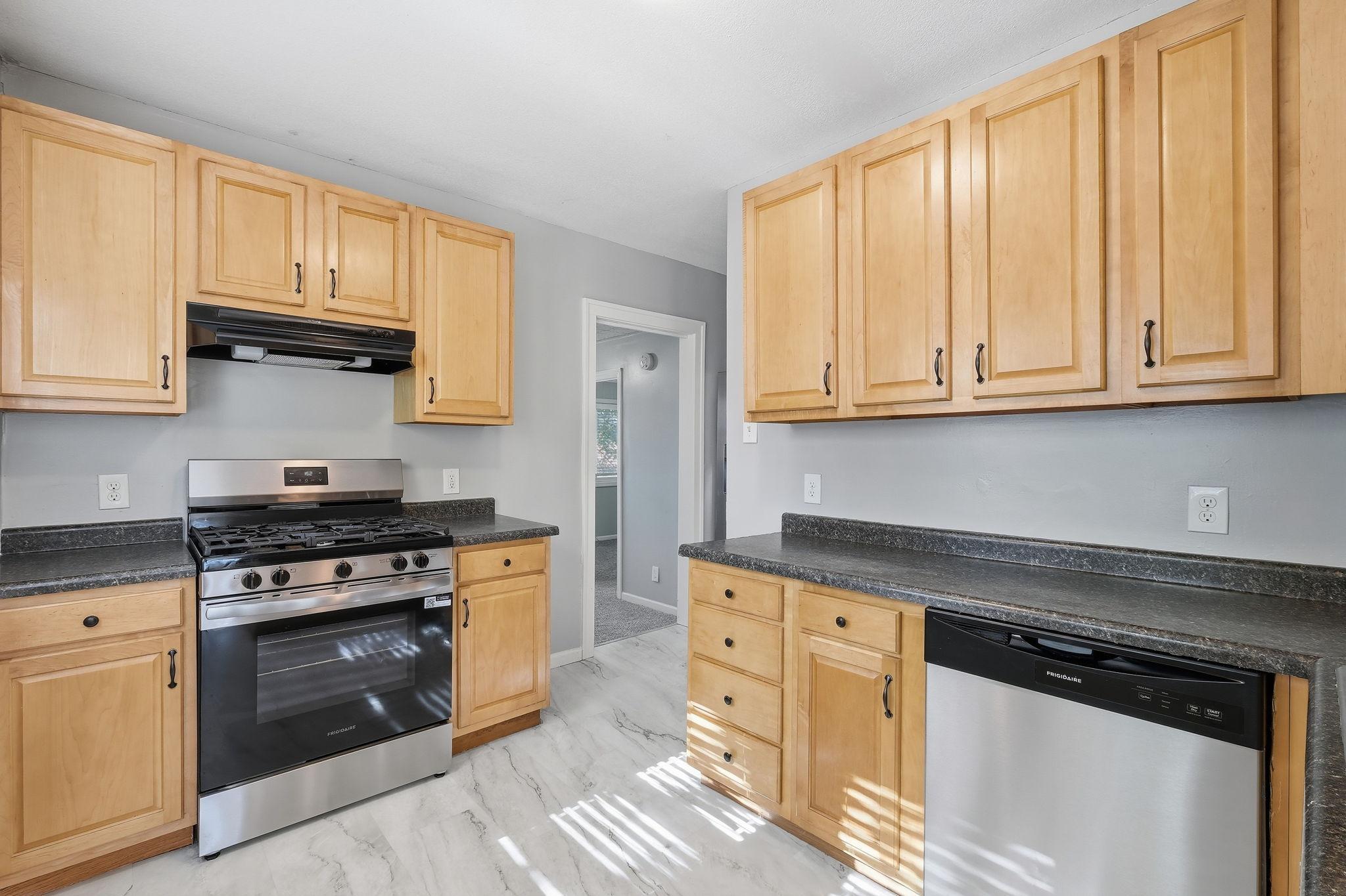 View of Residential at 4417 Russell Avenue, Minneapolis MN 55412, Minneapolis (16 of 42) - Mike Wilen | Minnesota Team Real Estate