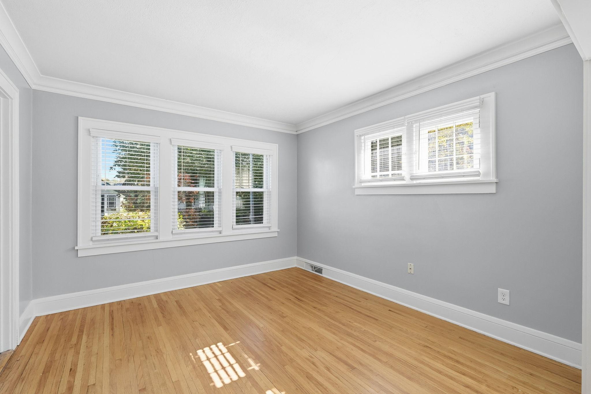 View of Residential at 4417 Russell Avenue, Minneapolis MN 55412, Minneapolis (11 of 42) - Mike Wilen | Minnesota Team Real Estate