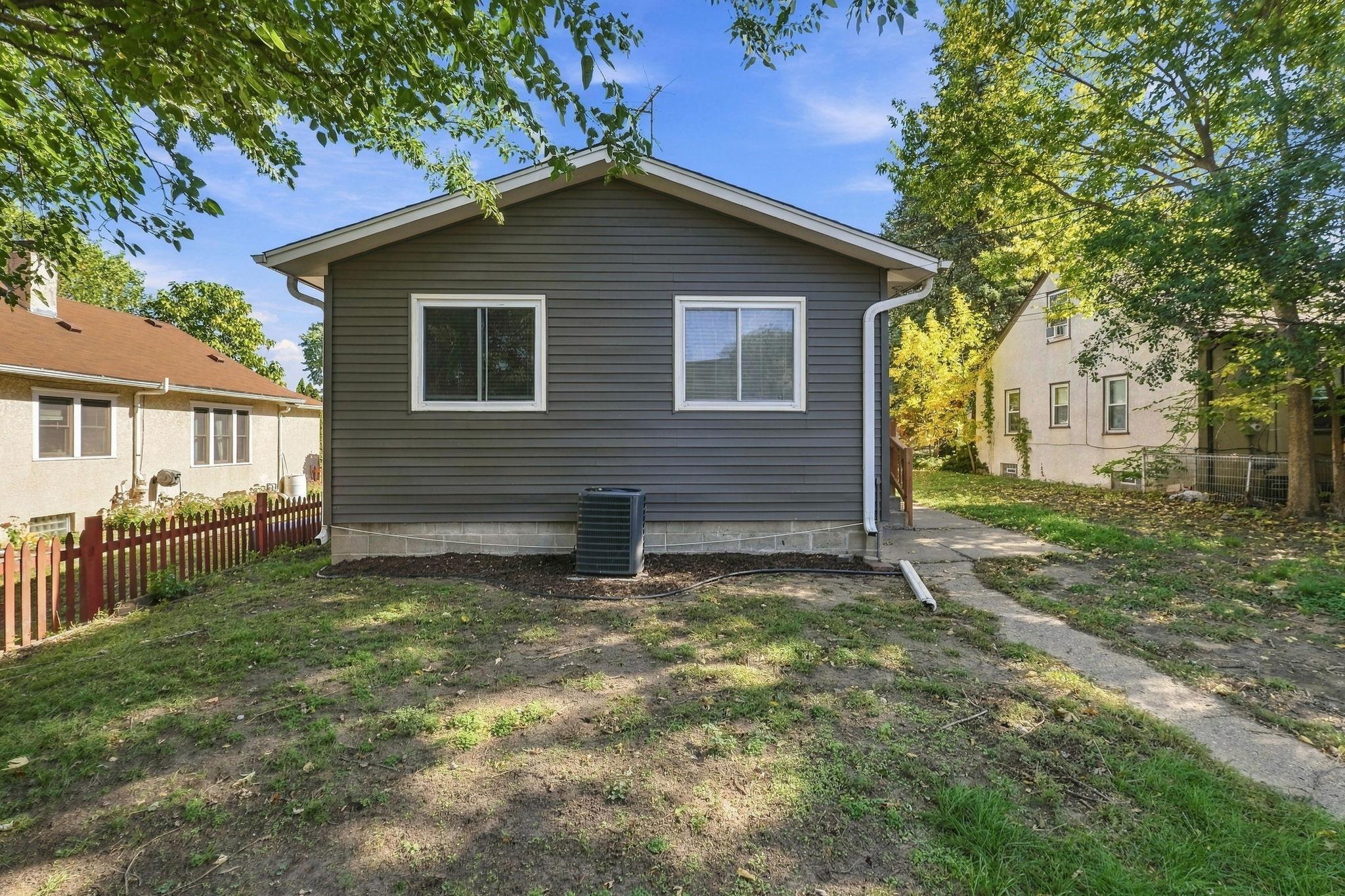 View of Residential at 4417 Russell Avenue, Minneapolis MN 55412, Minneapolis (7 of 42) - Mike Wilen | Minnesota Team Real Estate
