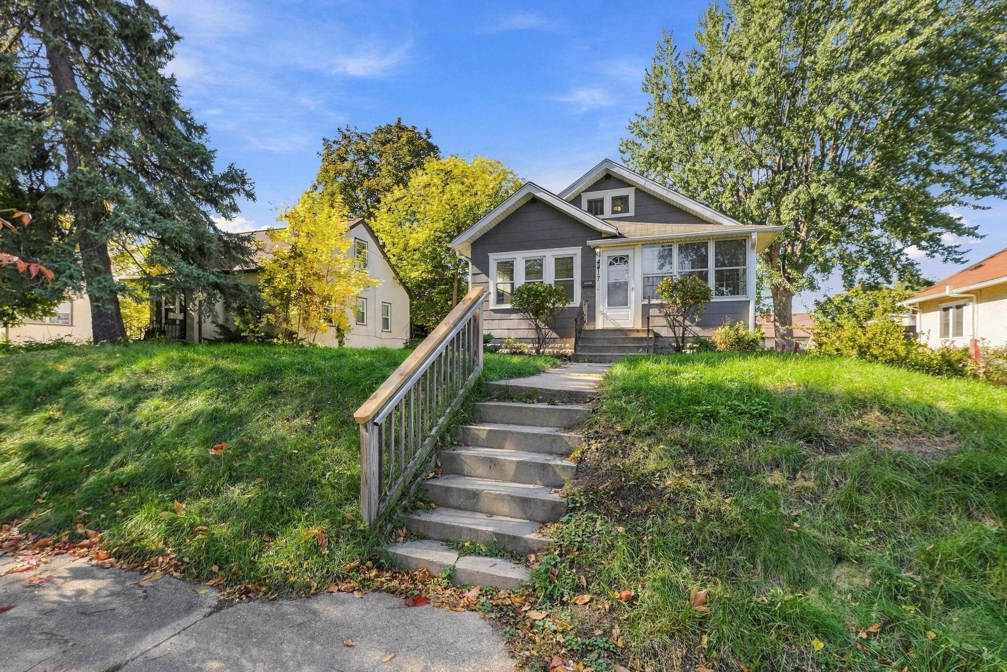 View of Residential at 4417 Russell Avenue, Minneapolis MN 55412, Minneapolis (3 of 42) - Mike Wilen | Minnesota Team Real Estate