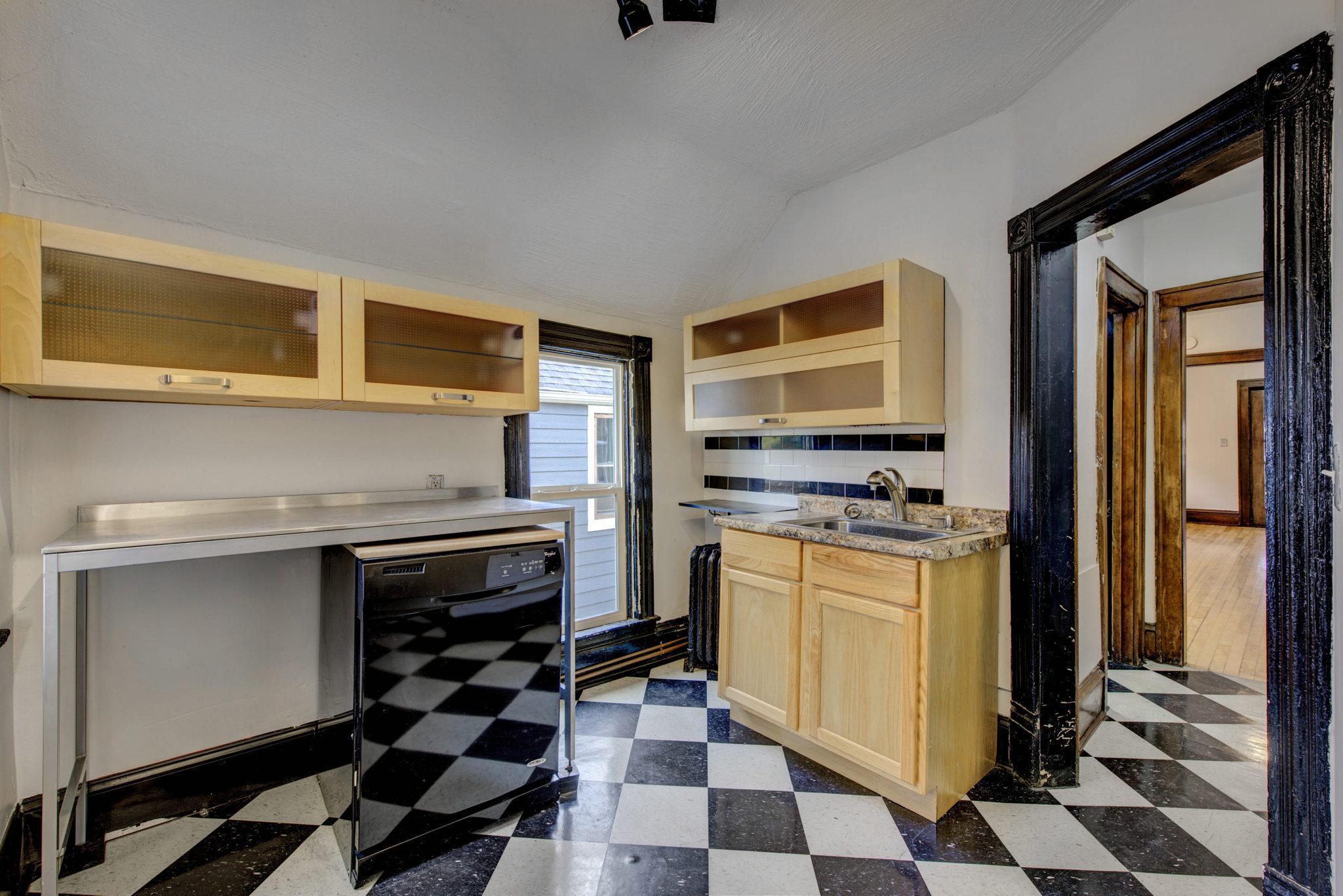 View of Residential Income at 3113 Harriet Avenue, Minneapolis MN 55408, Minneapolis (12 of 36) - Mike Wilen | Minnesota Team Real Estate