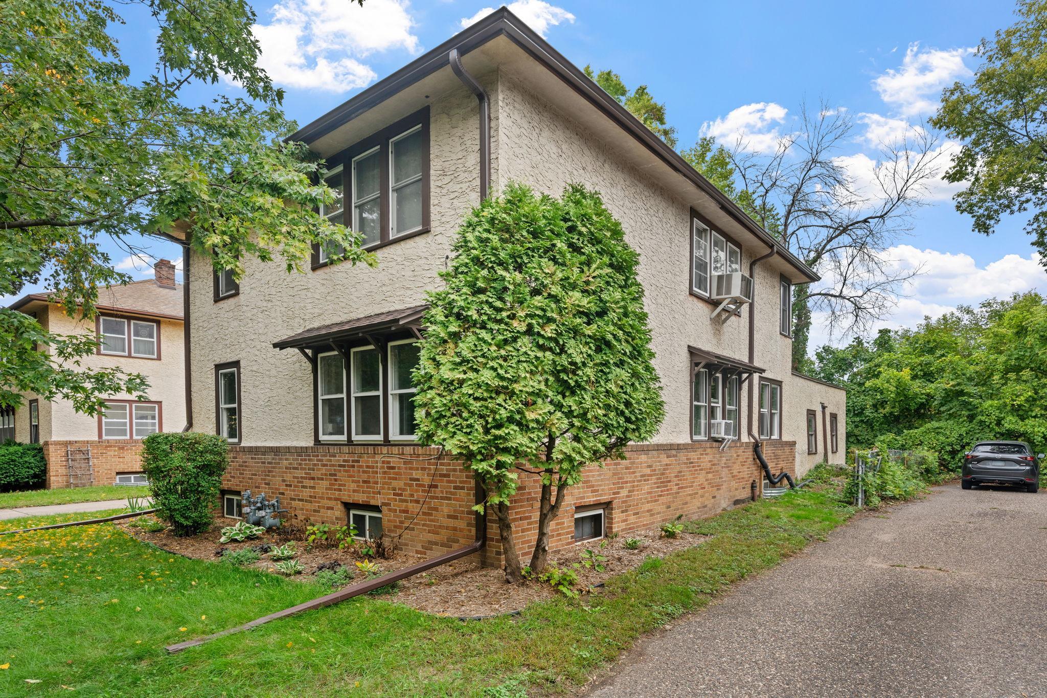 View of Residential Income at 261 Robie Street, Saint Paul MN 55107, Saint Paul (5 of 29) - Mike Wilen | Minnesota Team Real Estate