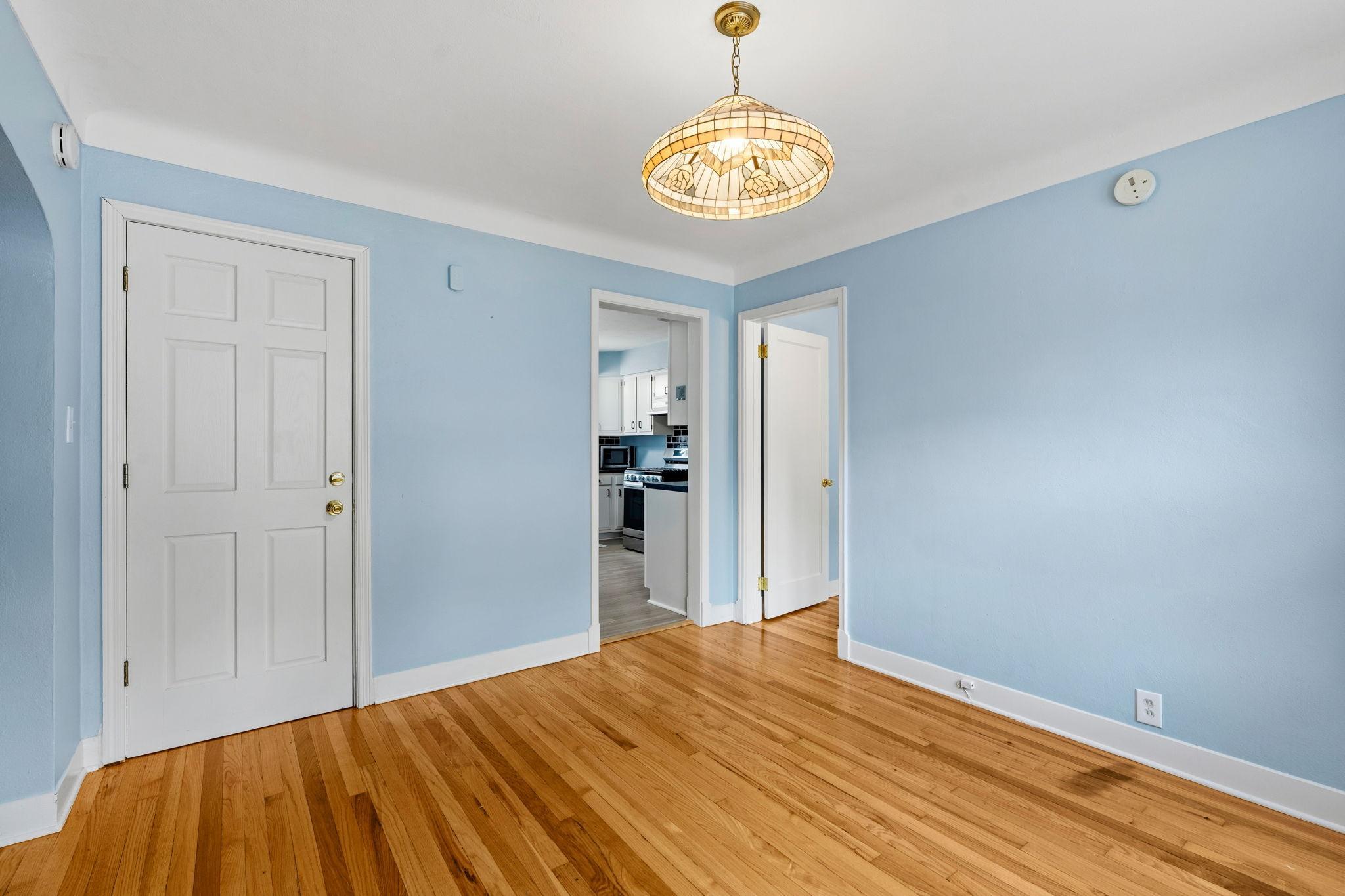 View of Residential Income at 261 Robie Street, Saint Paul MN 55107, Saint Paul (12 of 29) - Mike Wilen | Minnesota Team Real Estate