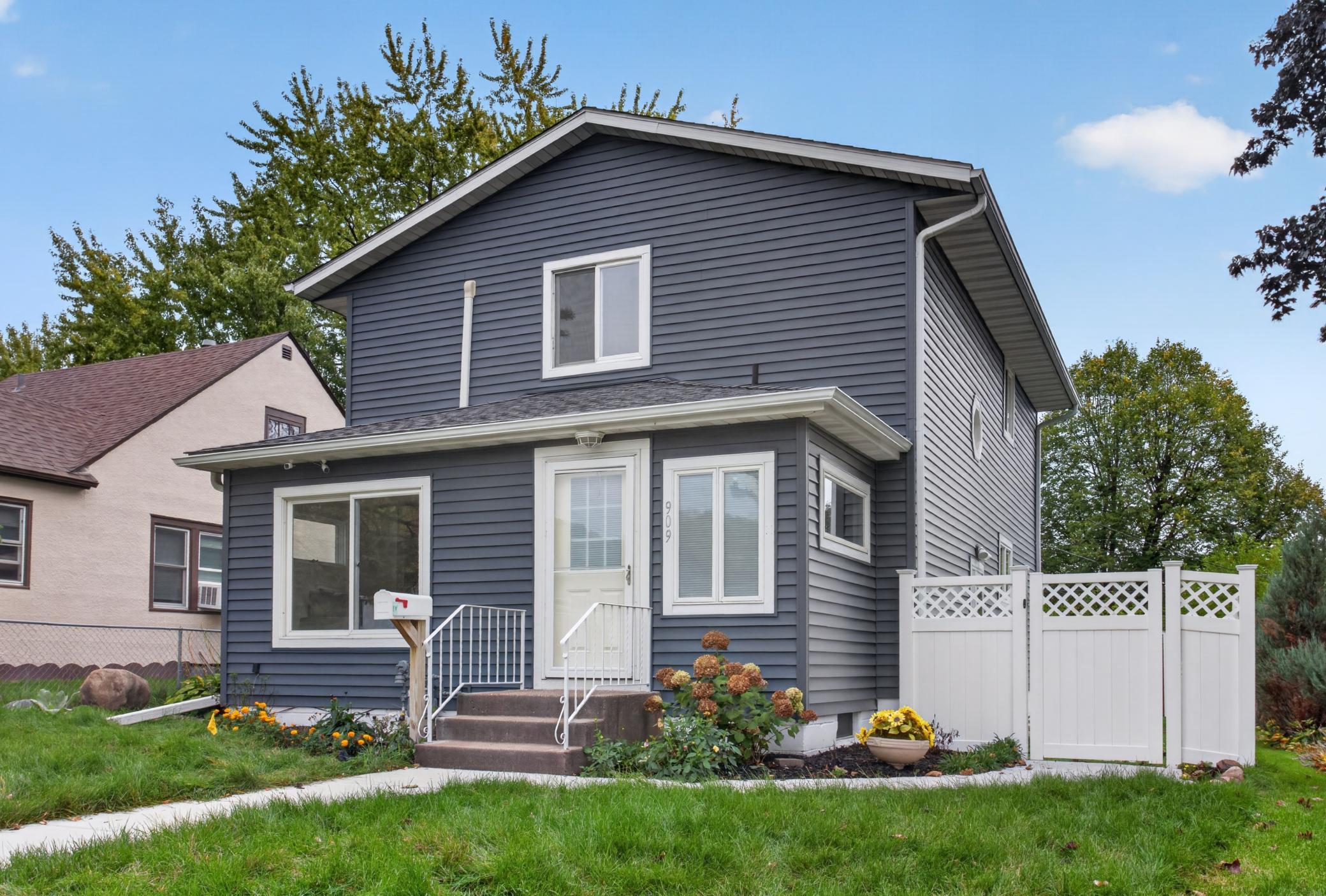 View of Single Family at 909 8th Avenue, South Saint Paul - Mike Wilen | Minnesota Team Real Estate