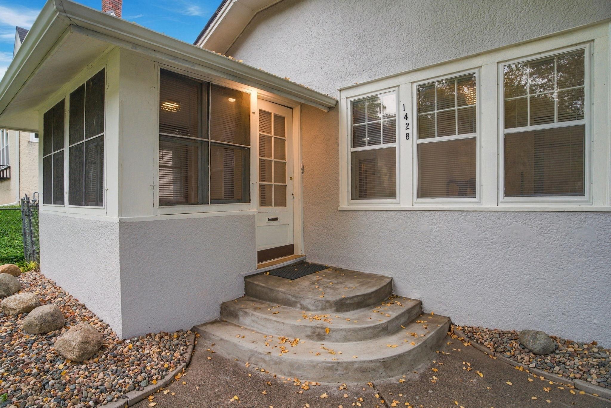 View of Residential at 1428 Vincent Avenue, Minneapolis MN 55411, Minneapolis (2 of 12) - Mike Wilen | Minnesota Team Real Estate