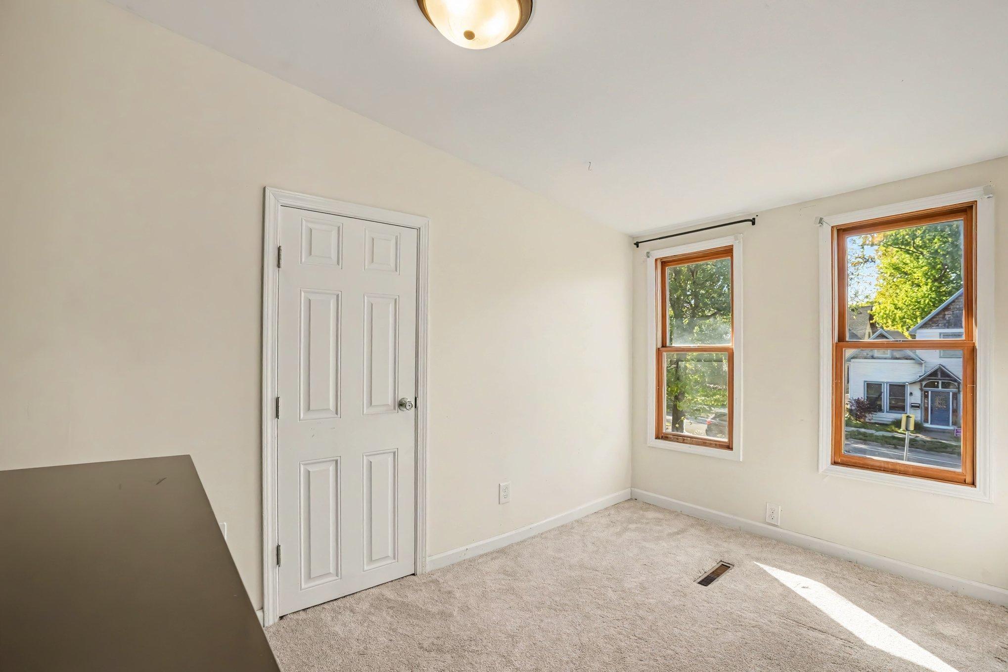 View of Residential at 3905 Cedar Avenue, Minneapolis MN 55407, Minneapolis (18 of 35) - Mike Wilen | Minnesota Team Real Estate