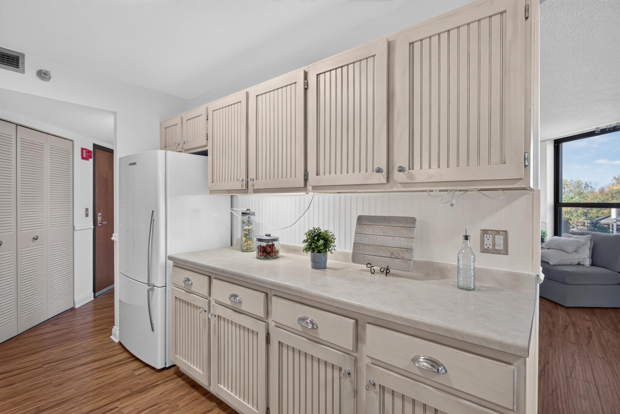 View of Residential at 6615 Lake Shore Drive #304, Richfield MN 55423, Richfield (7 of 22) - Mike Wilen | Minnesota Team Real Estate