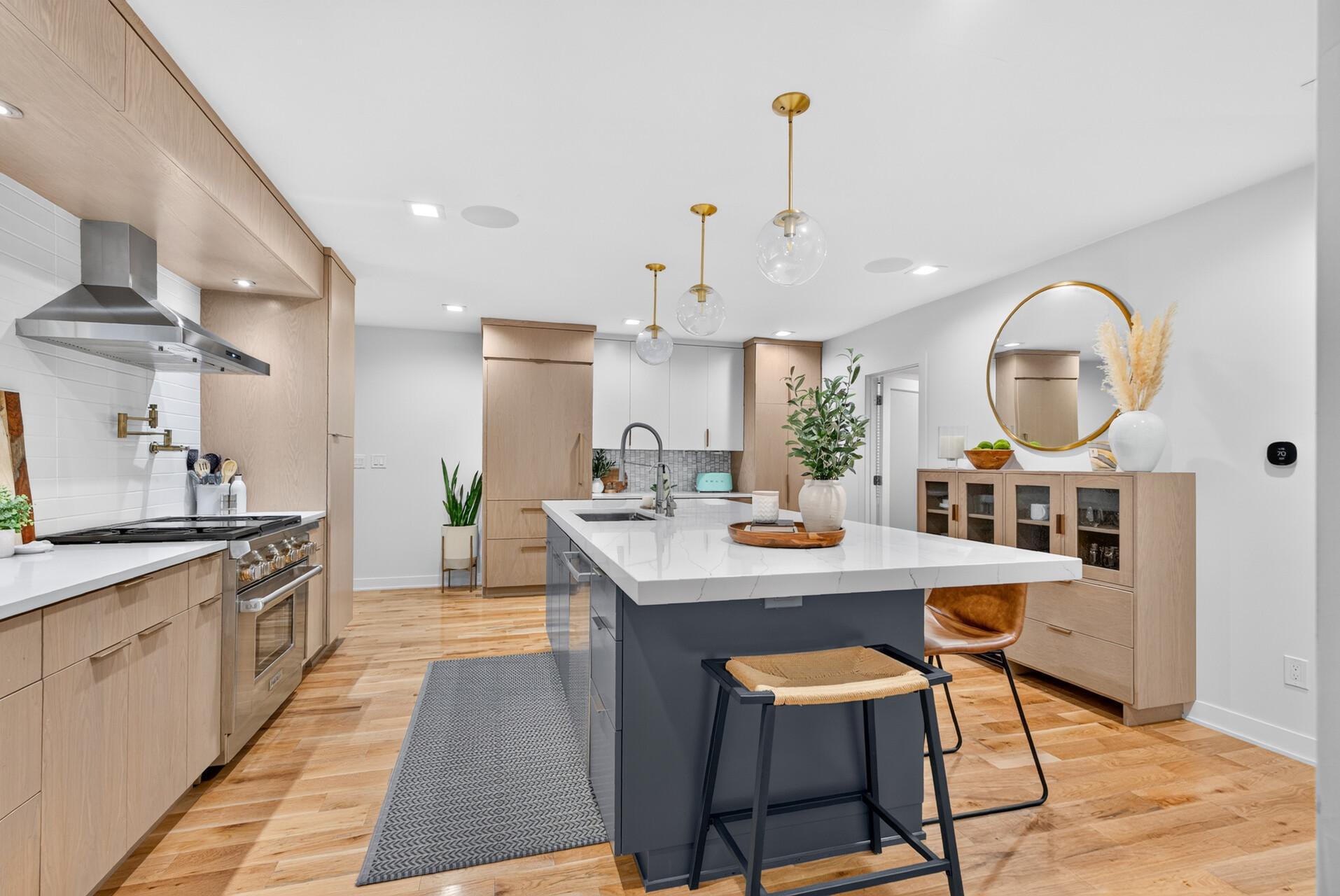 View of Residential at 3021 Lake Shore Boulevard, Minnetonka MN 55391, Minnetonka (7 of 43) - Mike Wilen | Minnesota Team Real Estate