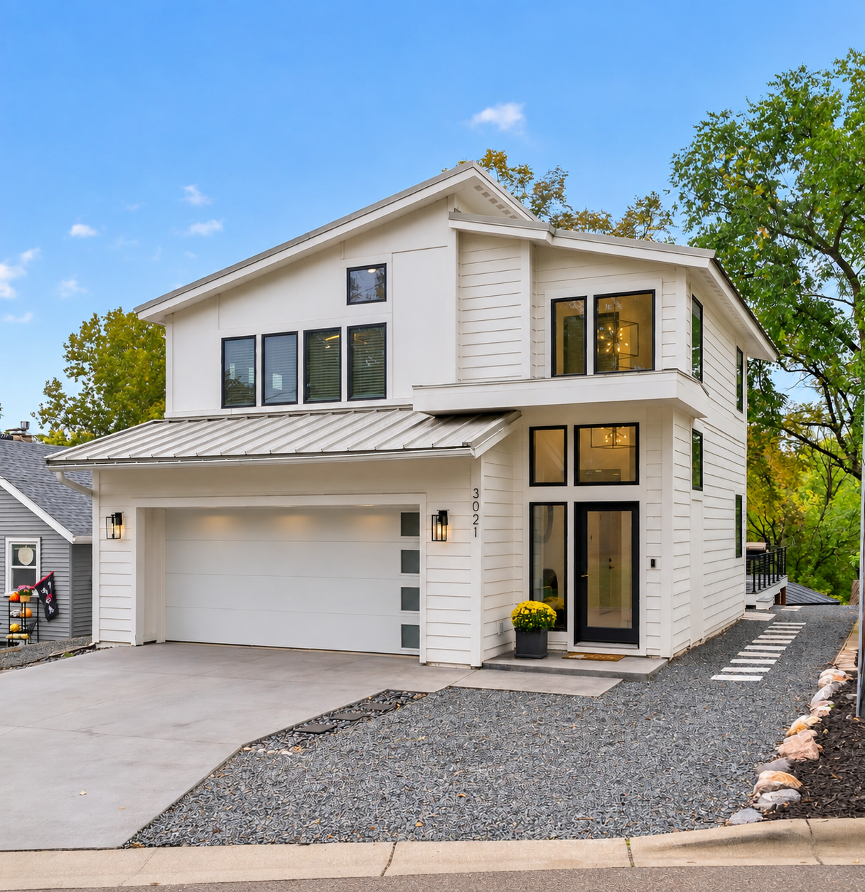 View of Single Family at 3021 Lake Shore Boulevard, Minnetonka - Mike Wilen | Minnesota Team Real Estate