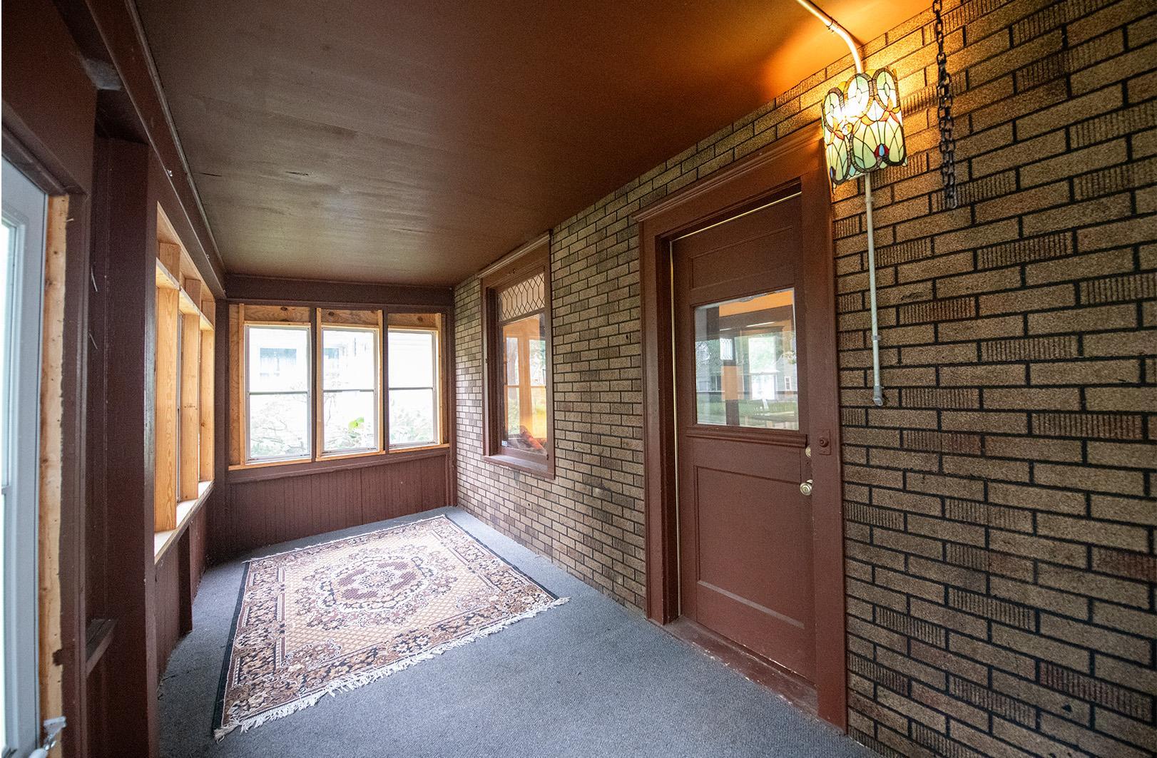 View of Residential at 3735 Girard Avenue, Minneapolis MN 55412, Minneapolis (2 of 24) - Mike Wilen | Minnesota Team Real Estate