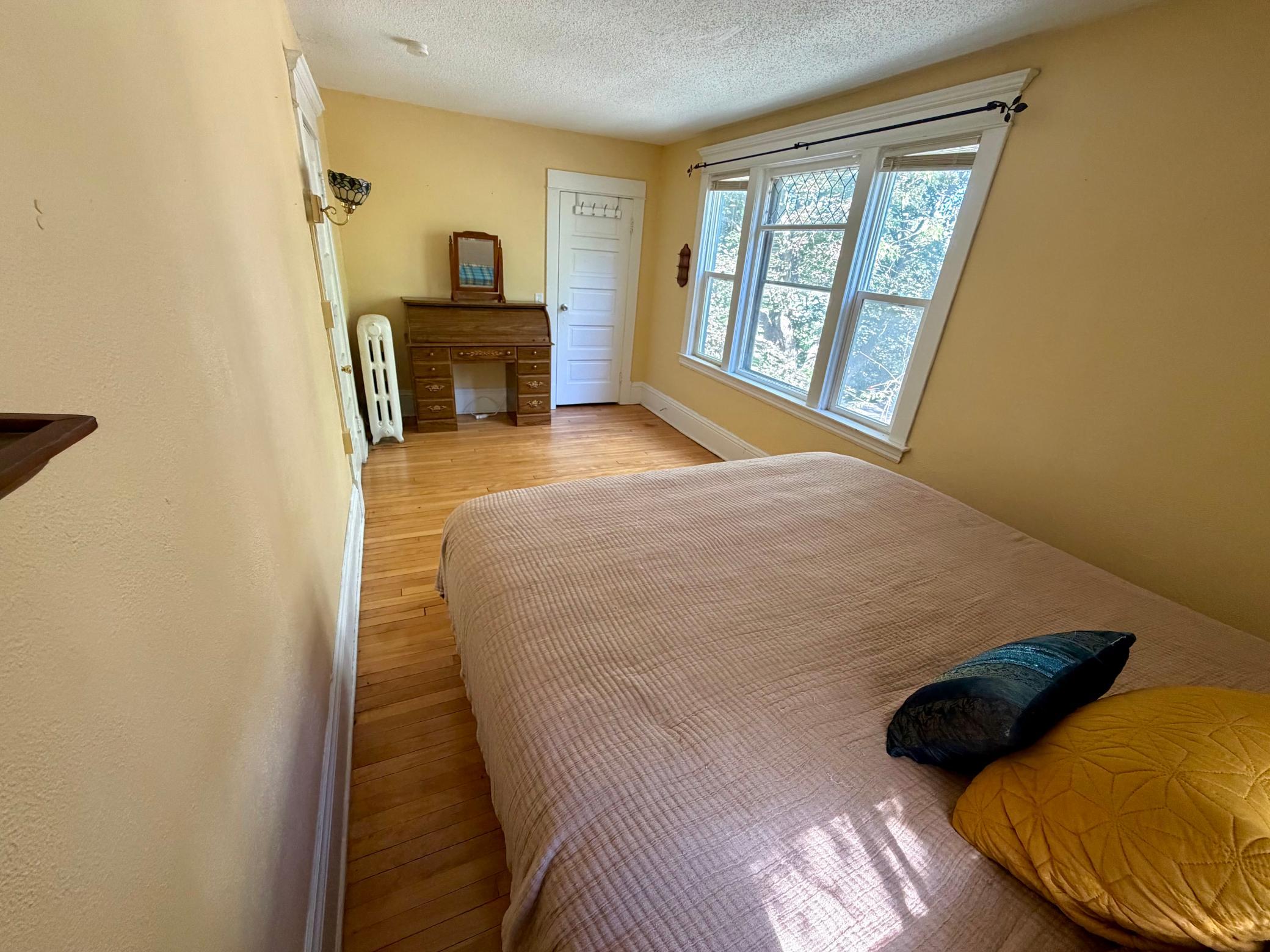 View of Residential at 3735 Girard Avenue, Minneapolis MN 55412, Minneapolis (14 of 24) - Mike Wilen | Minnesota Team Real Estate