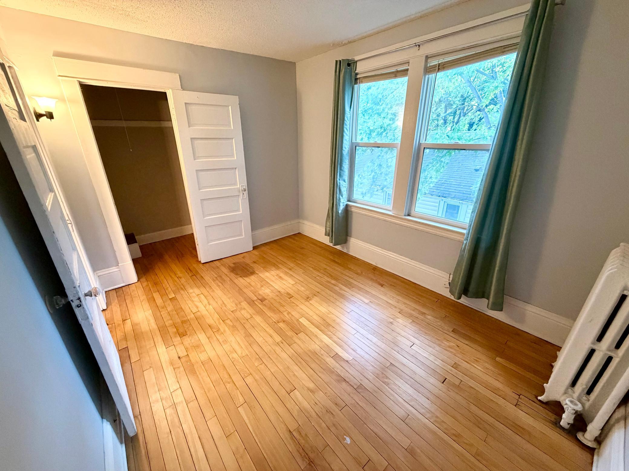 View of Residential at 3735 Girard Avenue, Minneapolis MN 55412, Minneapolis (17 of 24) - Mike Wilen | Minnesota Team Real Estate