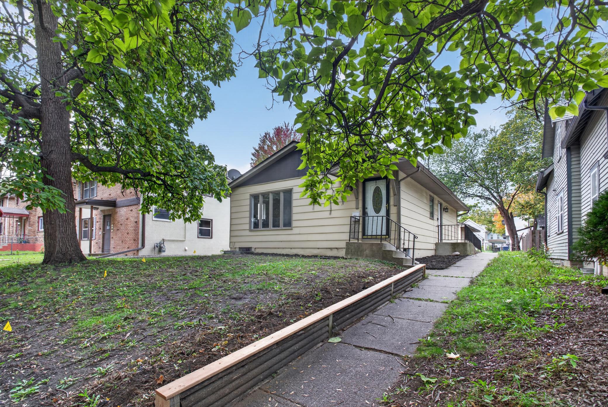 View of Single Family at 2820 31st Avenue, Minneapolis - Mike Wilen | Minnesota Team Real Estate