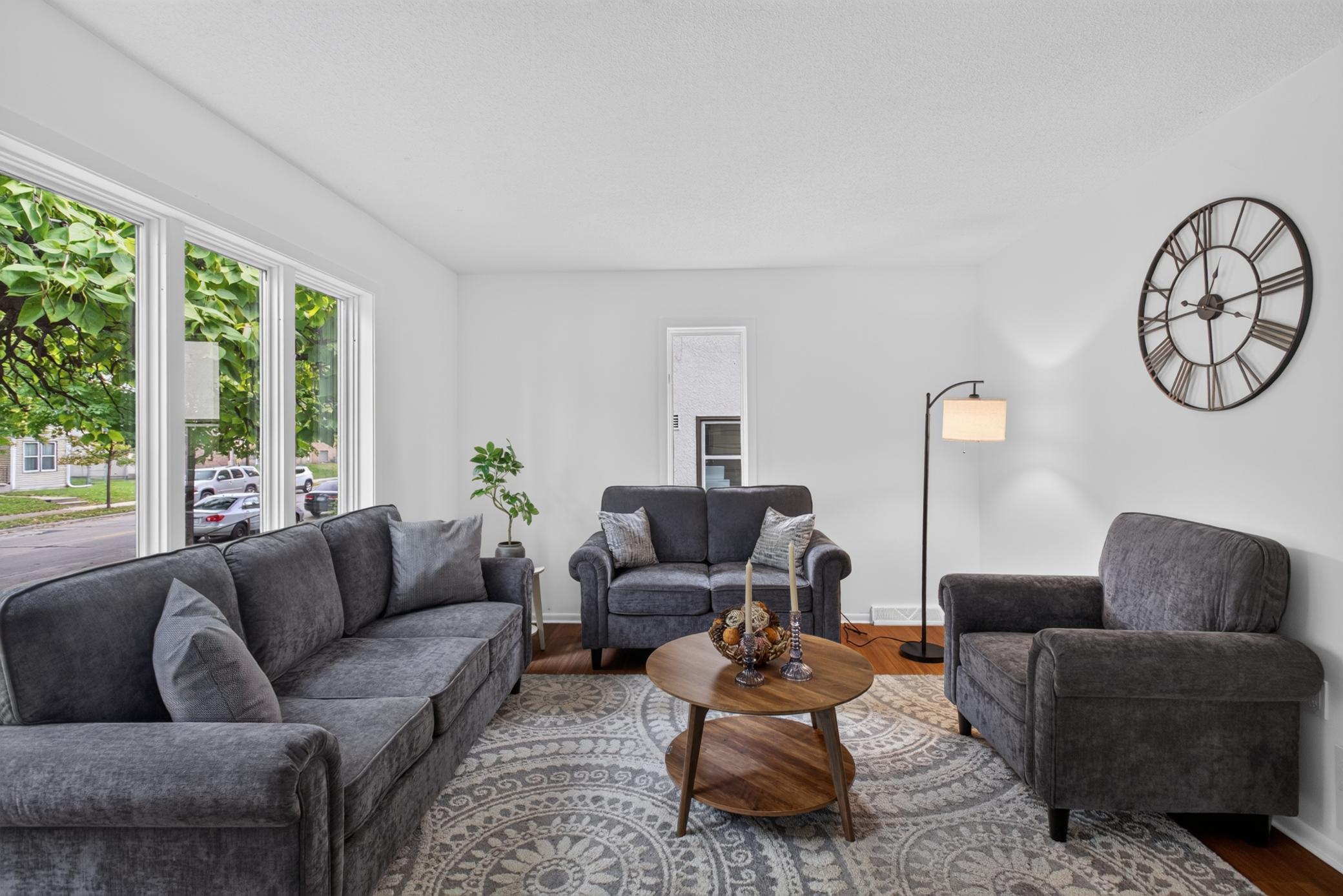 View of Residential at 2820 31st Avenue, Minneapolis MN 55406, Minneapolis (2 of 27) - Mike Wilen | Minnesota Team Real Estate