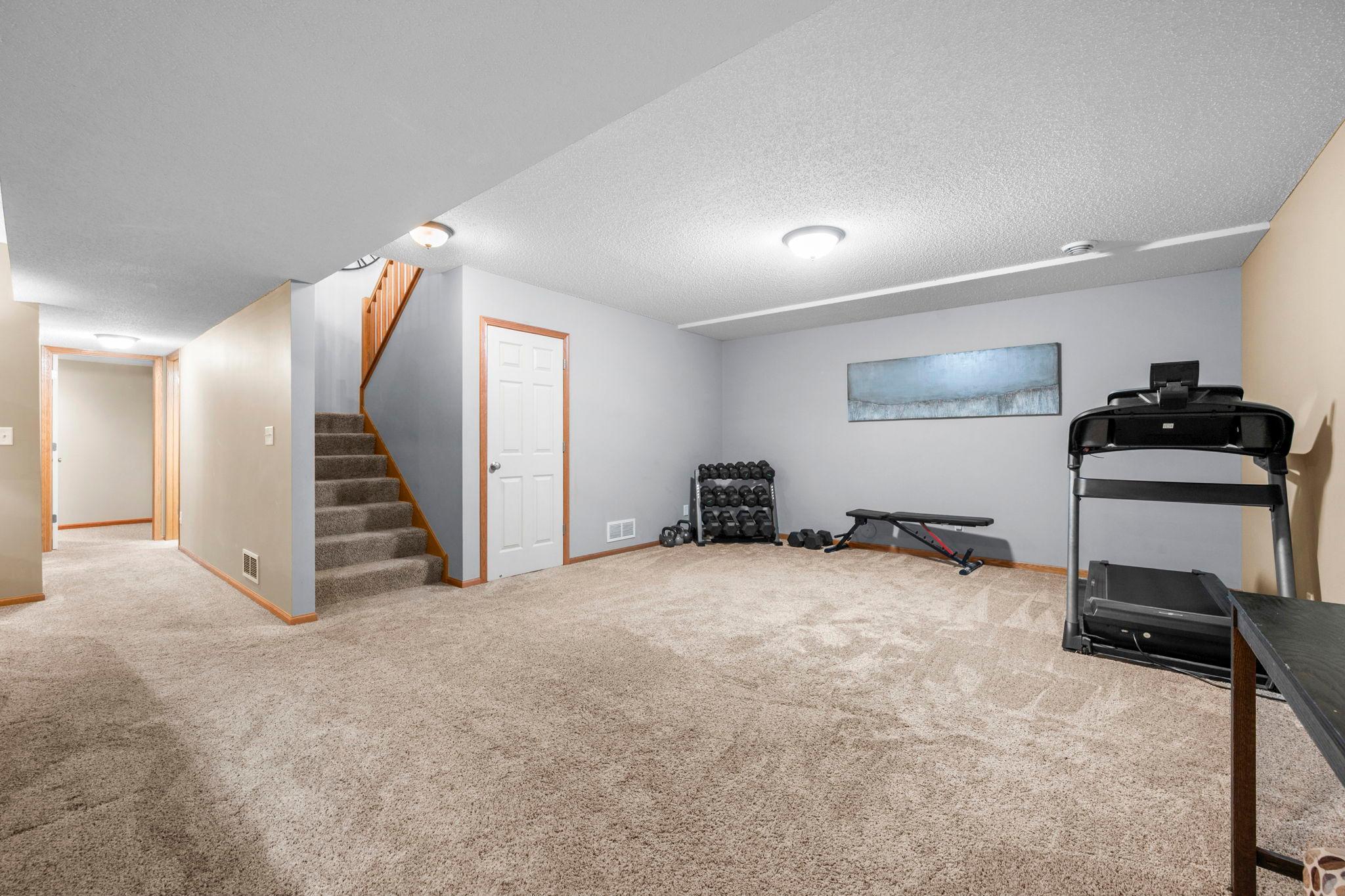 View of Residential at 989 Danube Avenue, Shakopee MN 55379, Shakopee (15 of 22) - Mike Wilen | Minnesota Team Real Estate