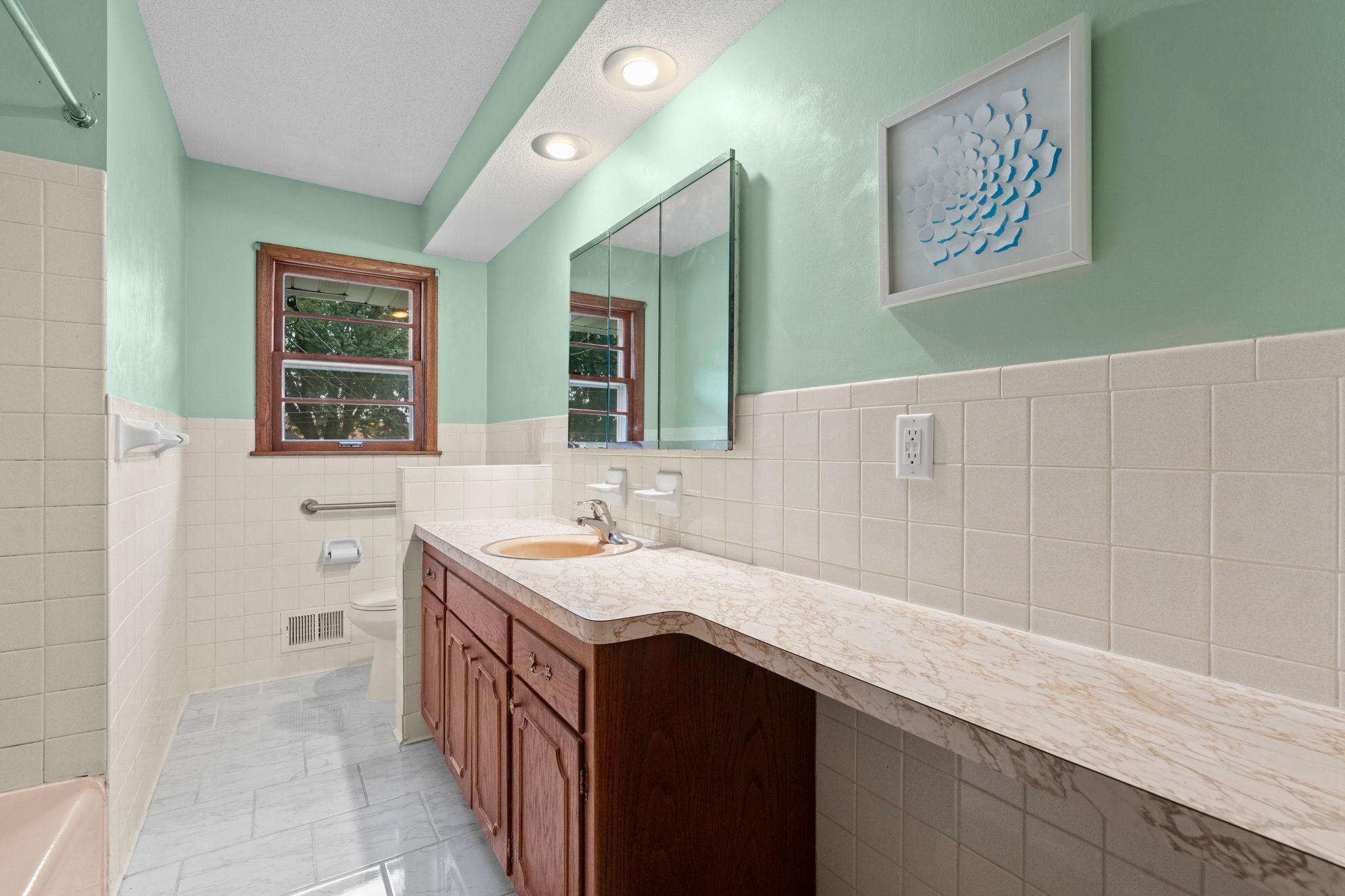 View of Residential at 5705 Phoenix Street, Golden Valley MN 55422, Golden Valley (20 of 39) - Mike Wilen | Minnesota Team Real Estate