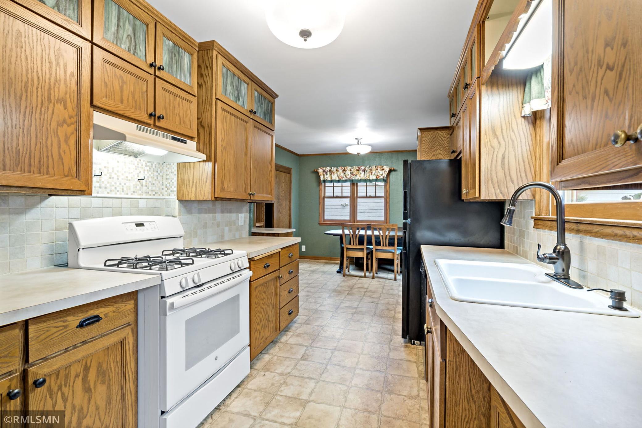 View of Residential at 844 Winslow Avenue, Saint Paul MN 55107, Saint Paul (11 of 30) - Mike Wilen | Minnesota Team Real Estate