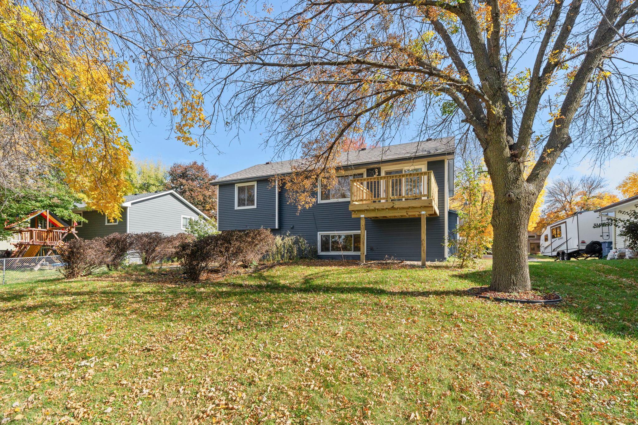 View of Residential at 8961 Sycamore Lane, Maple Grove MN 55369, Maple Grove (25 of 29) - Mike Wilen | Minnesota Team Real Estate